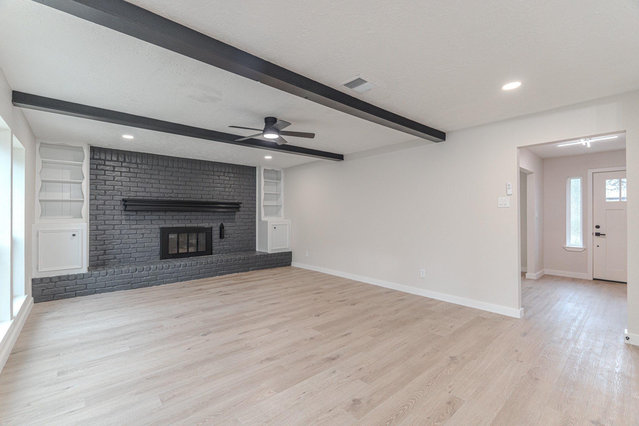 28814 Enchanted Drive Property Photo 12