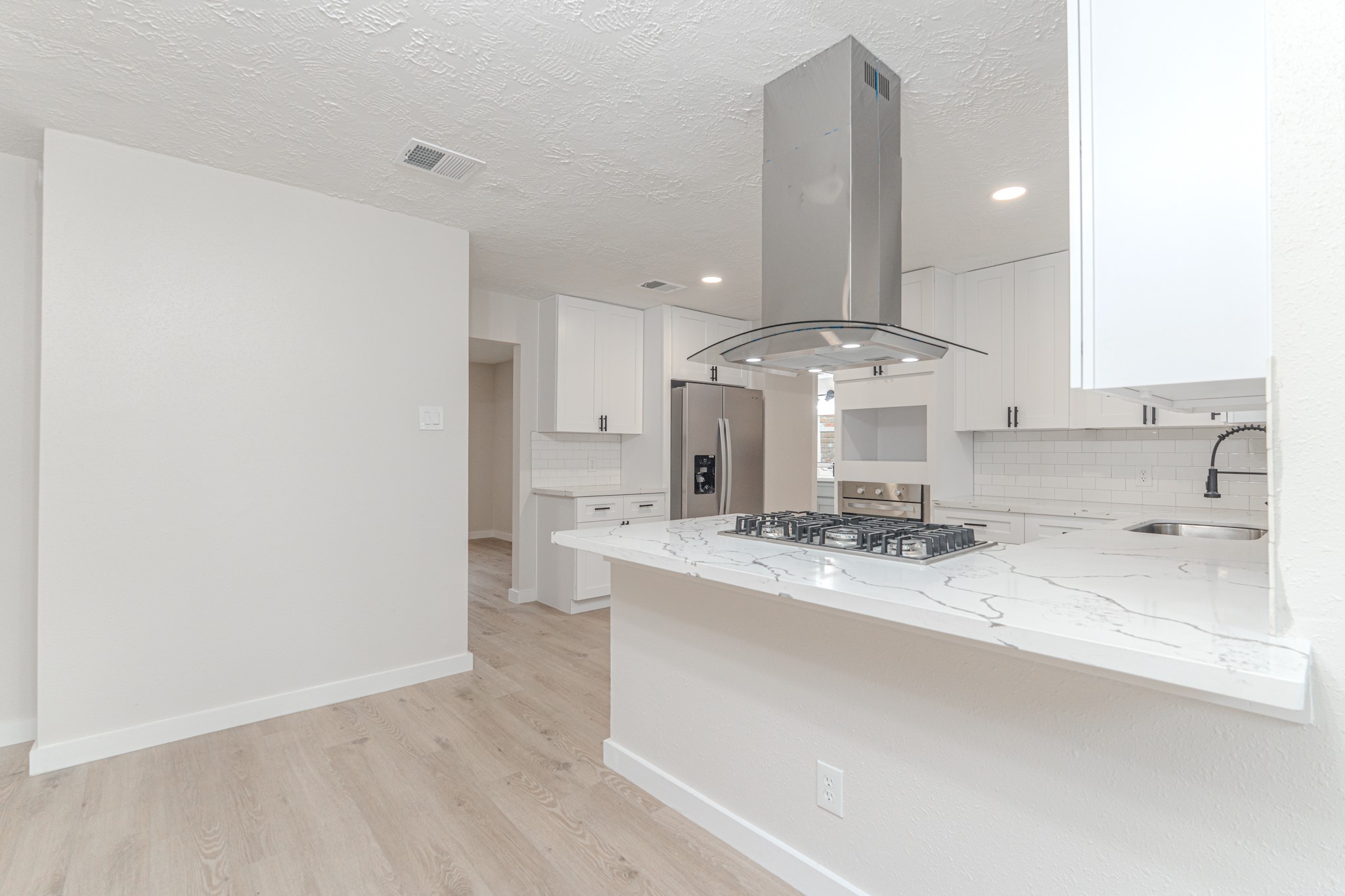 28814 Enchanted Drive Property Photo 16