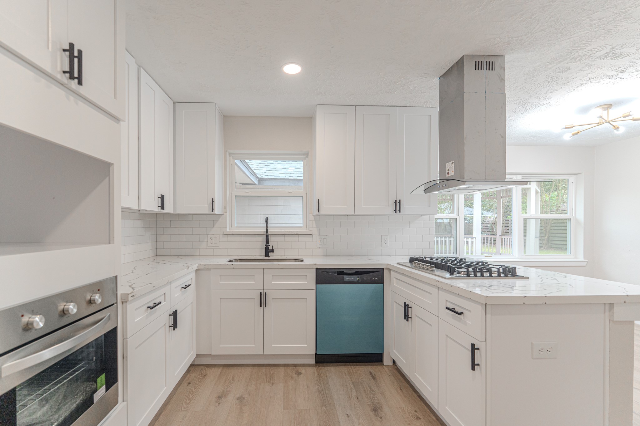 28814 Enchanted Drive Property Photo 17