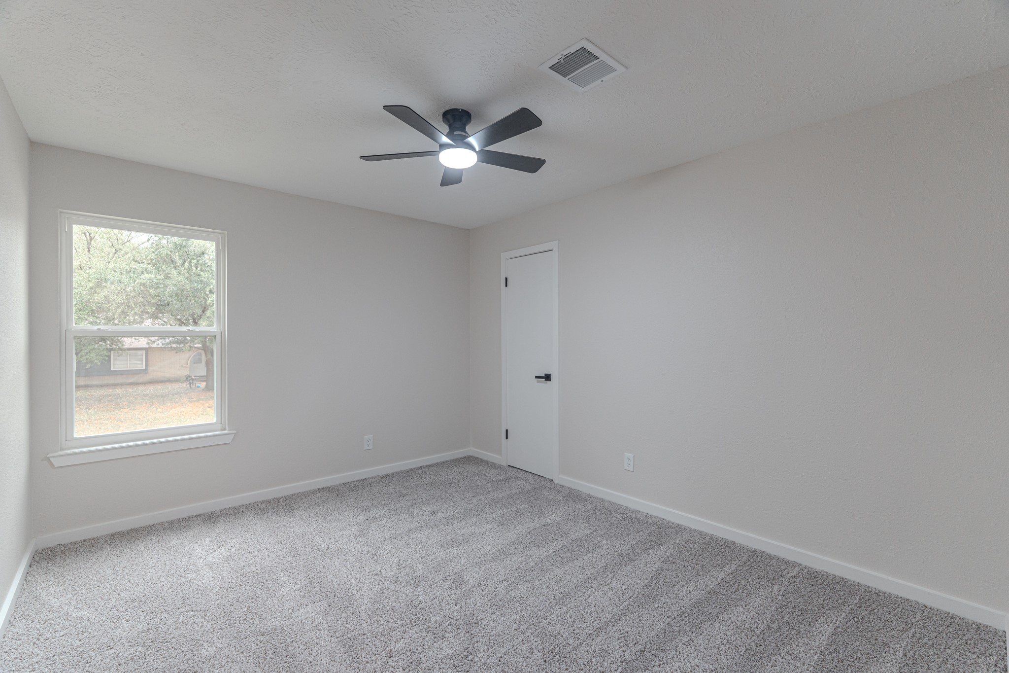 28814 Enchanted Drive Property Photo 33