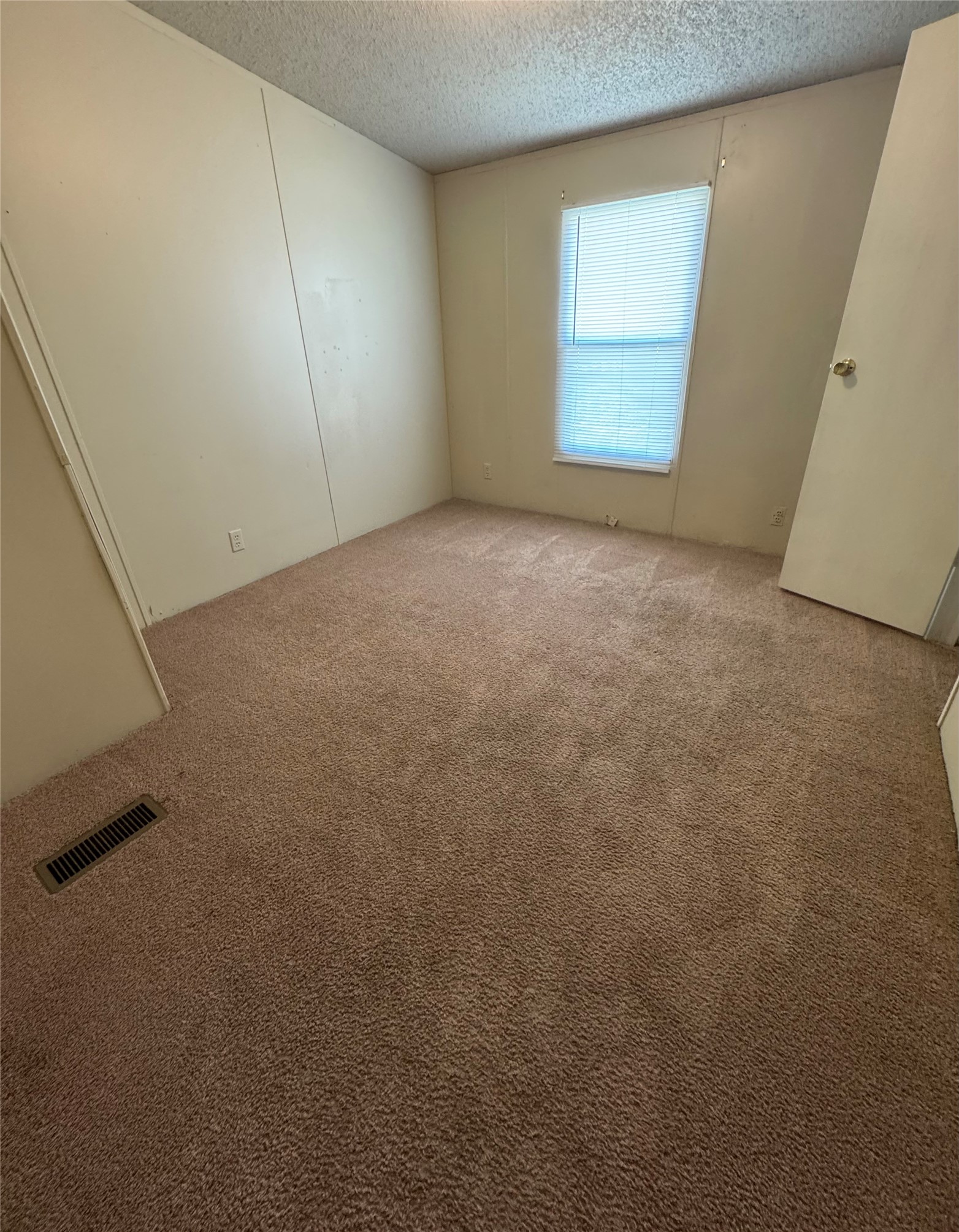 1405 B Street Property Photo 9