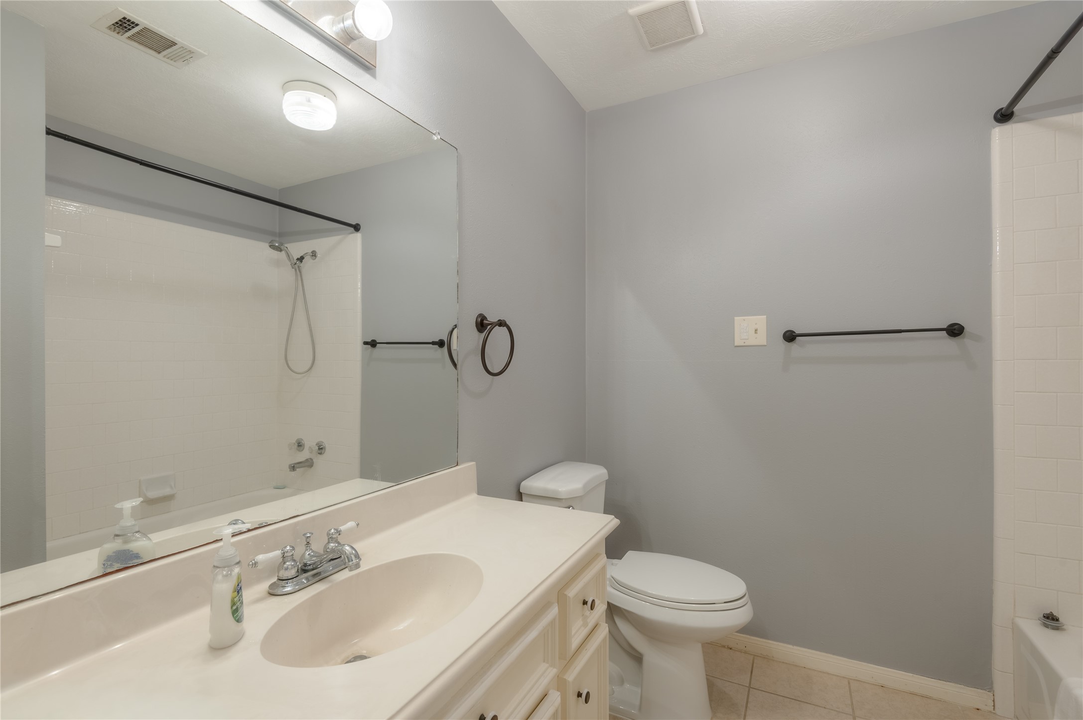 2232 Azalea Circle Property Photo 28