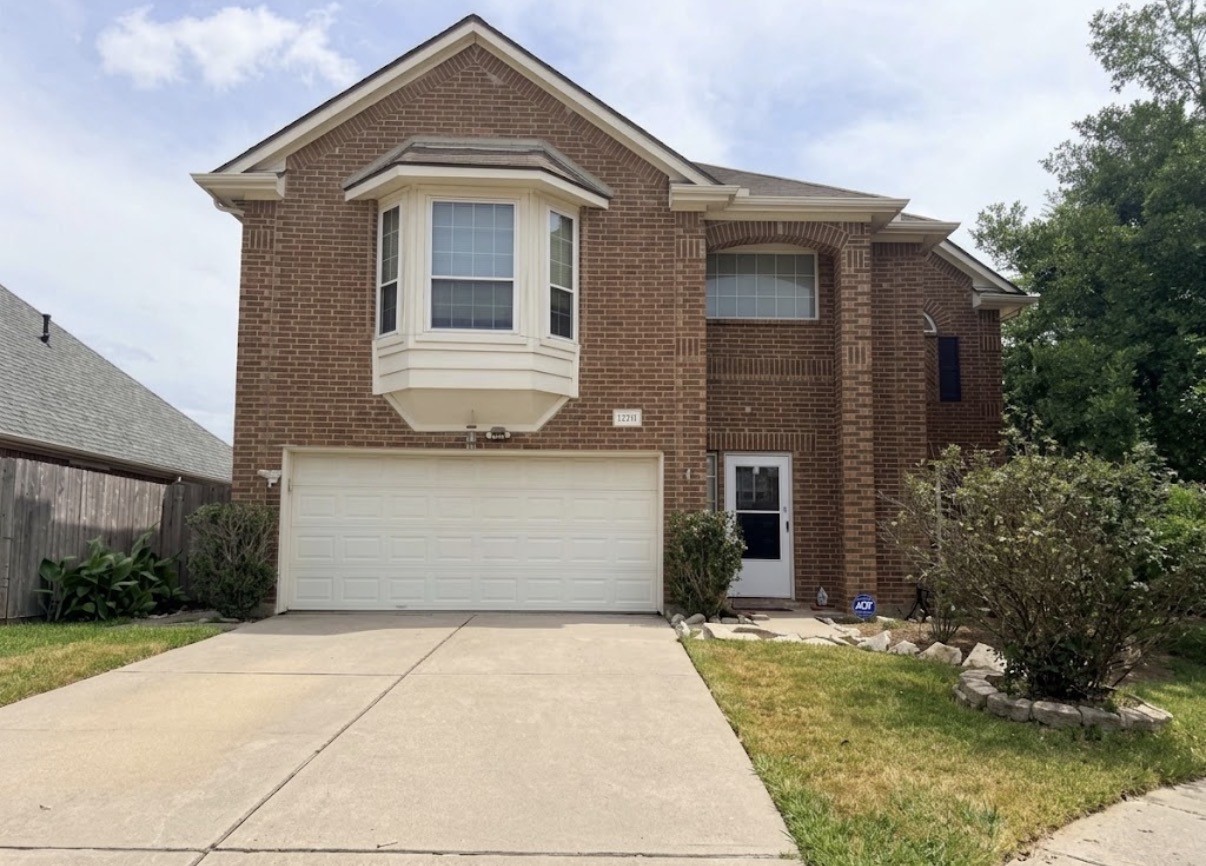 12211 Meadow Crest Court Property Photo 1