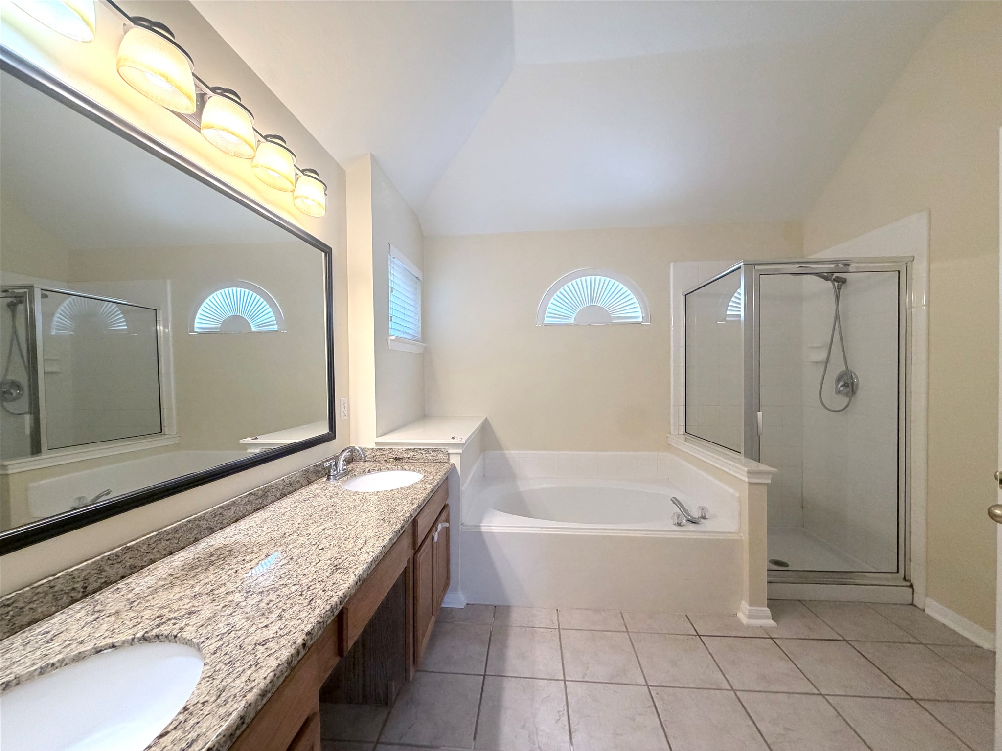 12211 Meadow Crest Court Property Photo 17