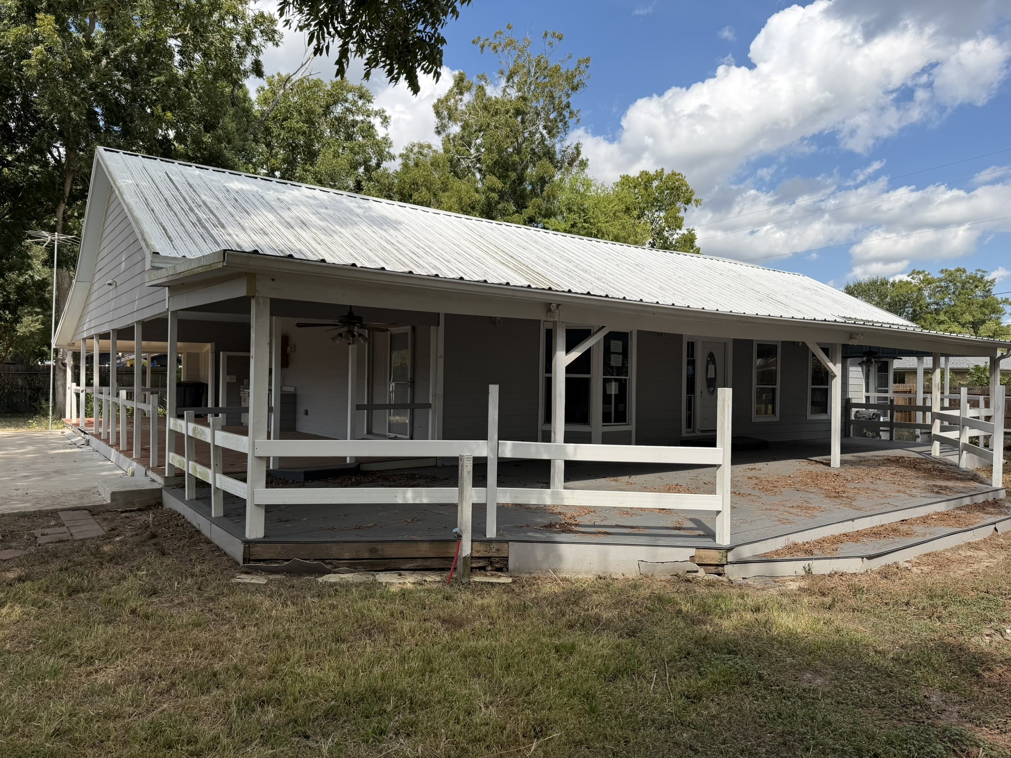 804 Tovrea Road Property Photo 4