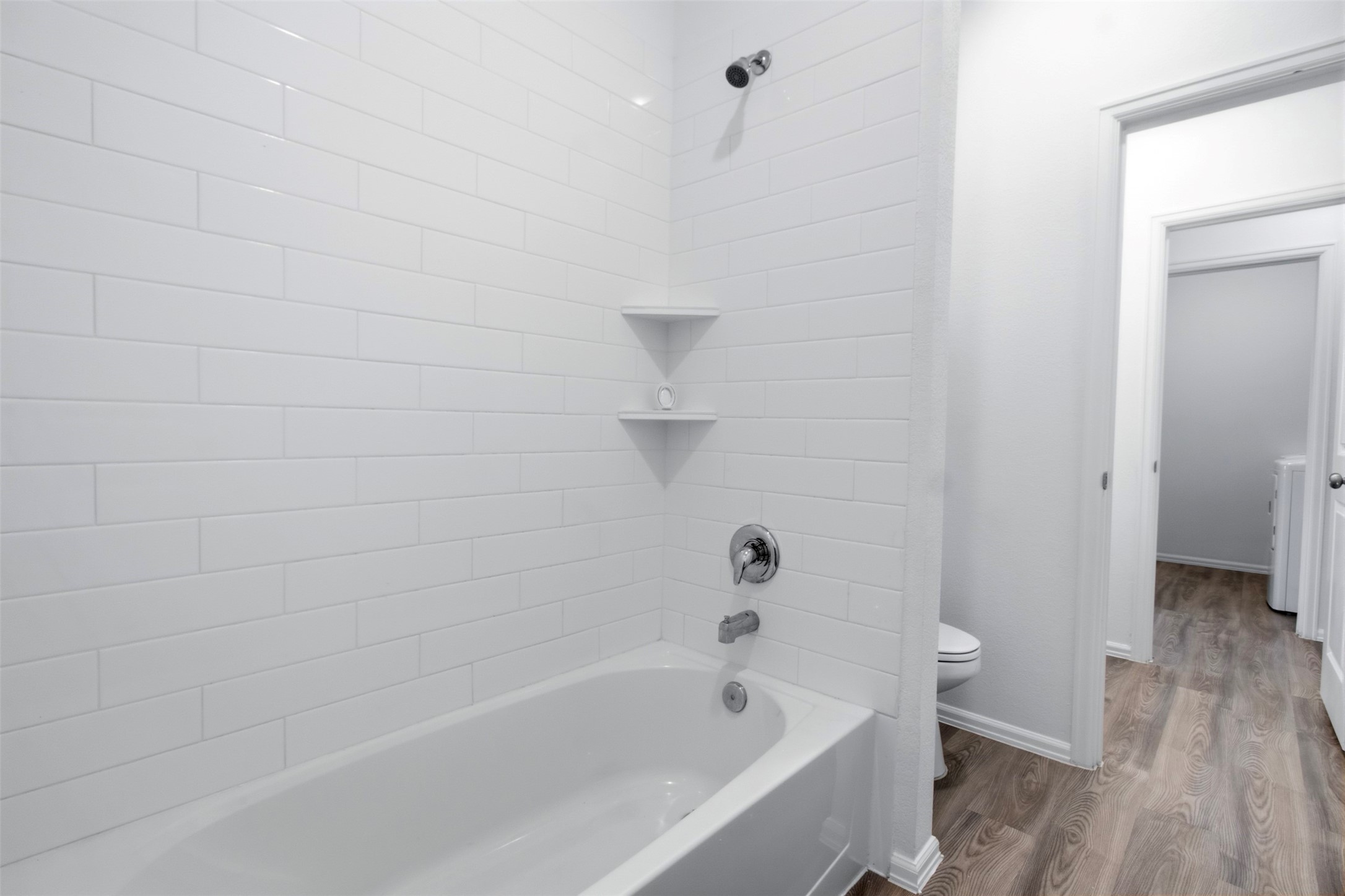 5111 Winslow Grove Drive Property Photo 16