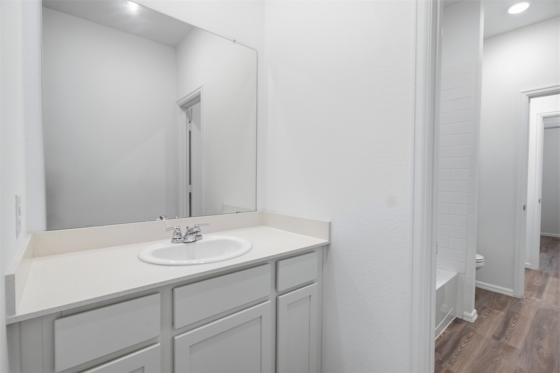 5111 Winslow Grove Drive Property Photo 17