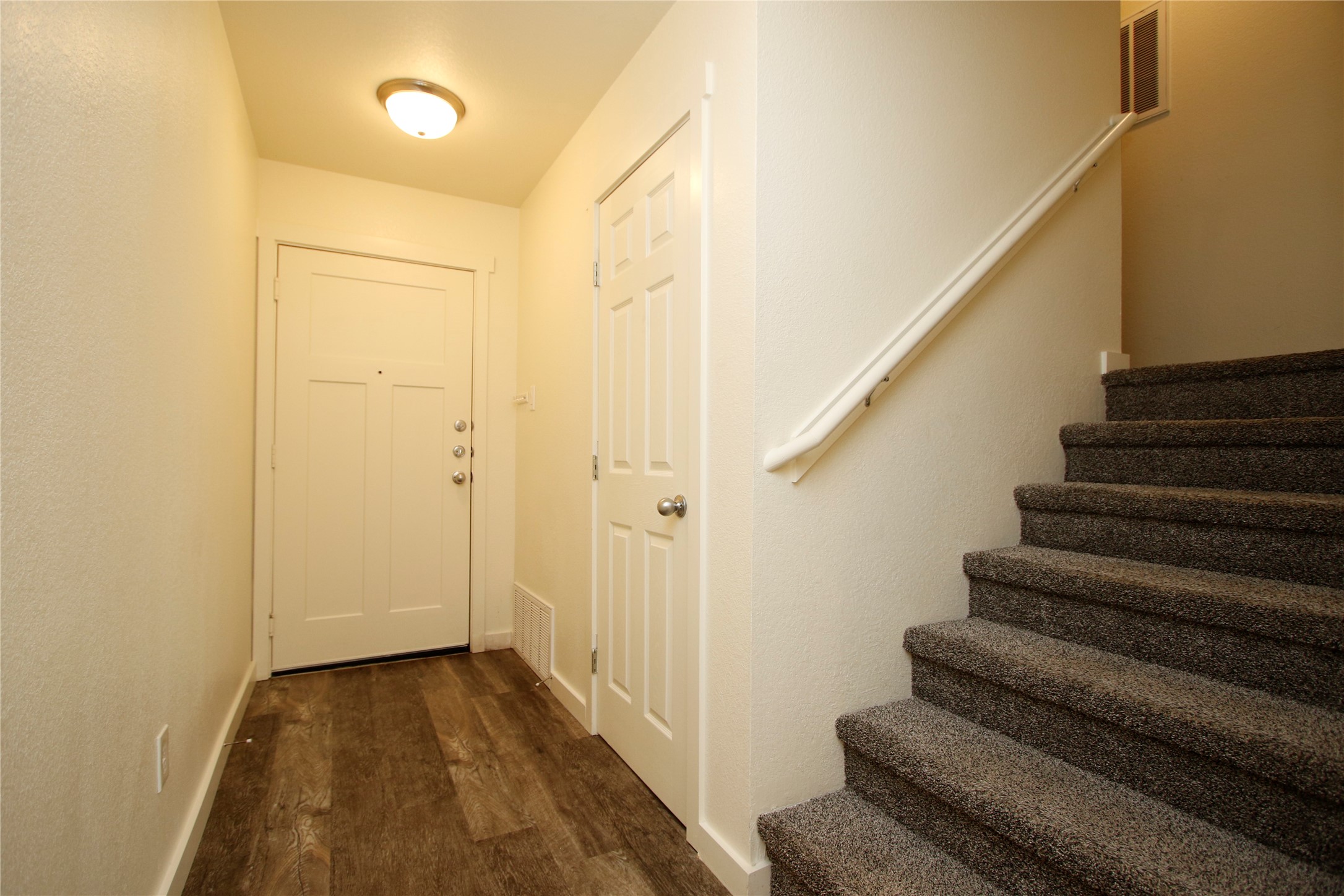 21155 Gosling Road 22a Property Photo 3