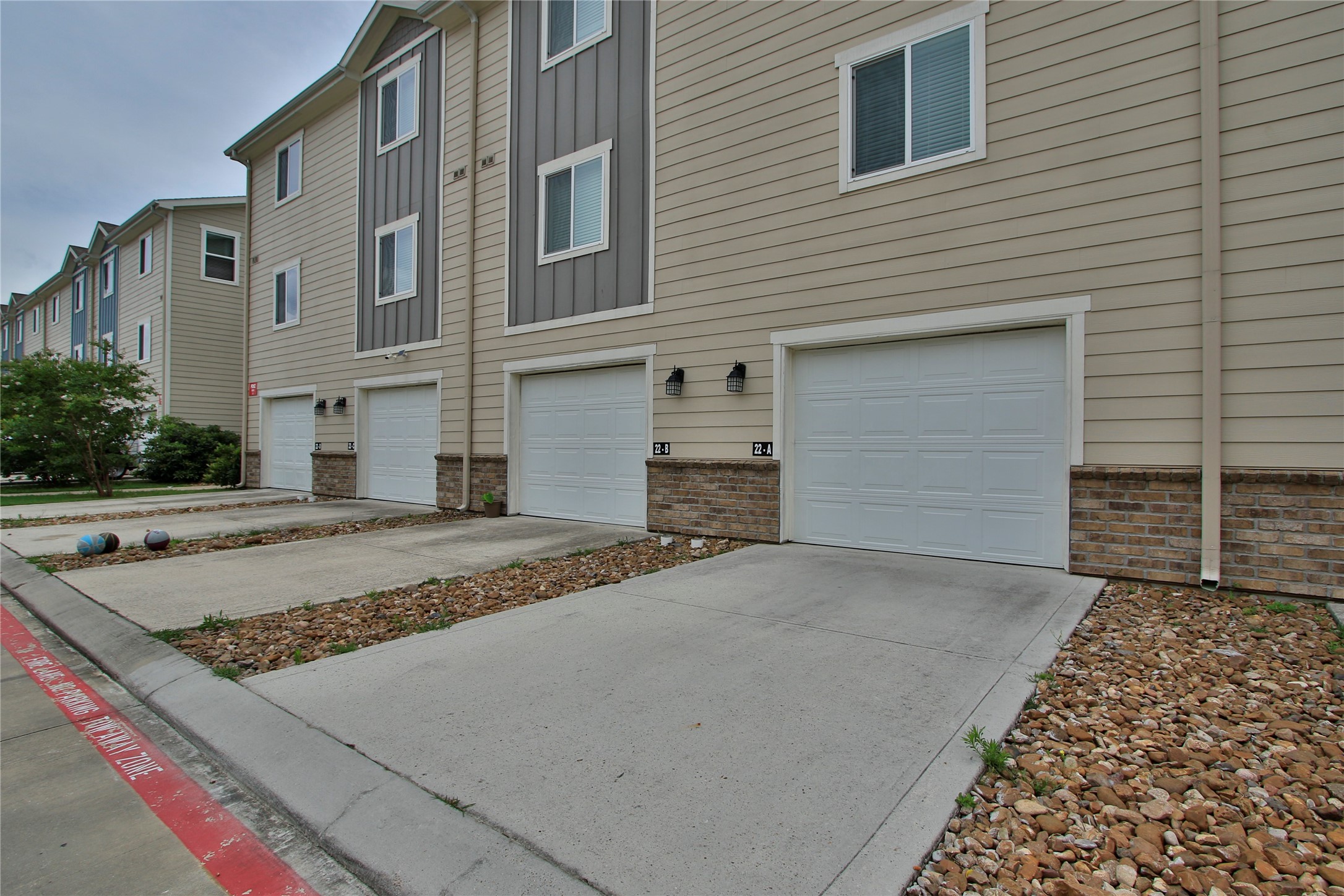 21155 Gosling Road 22a Property Photo 27