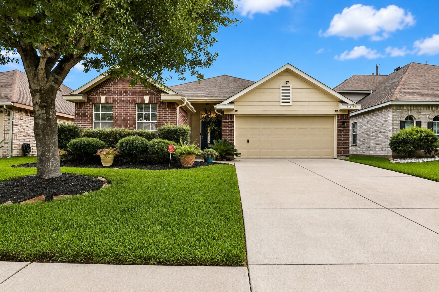 6030 Sandy Creek Drive Property Photo 1