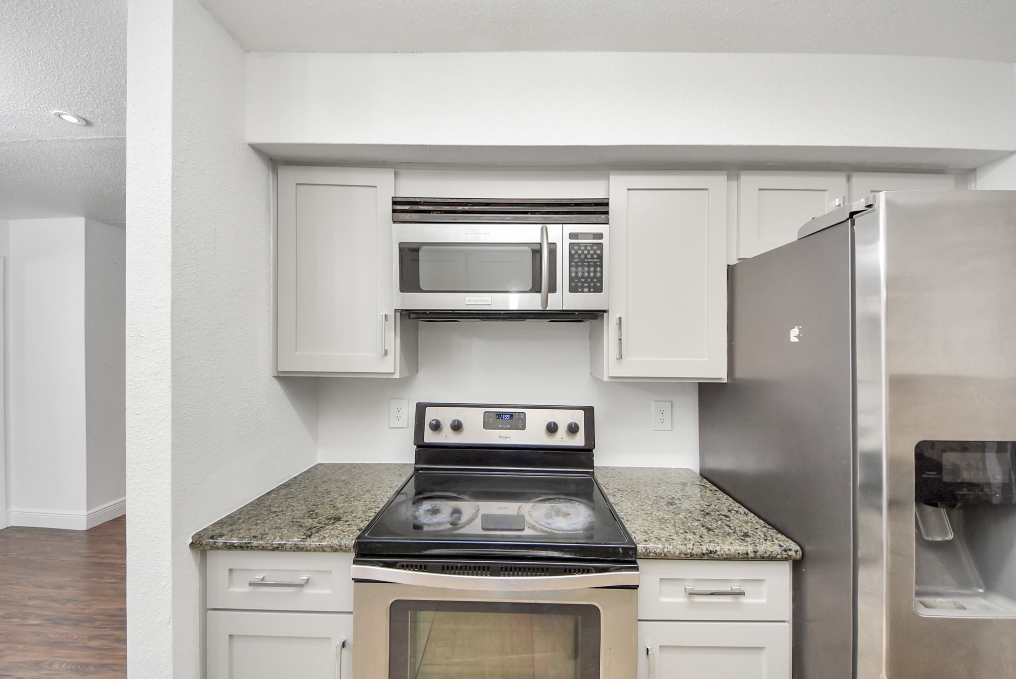 9700 Leawood Boulevard 1214 Property Photo 13