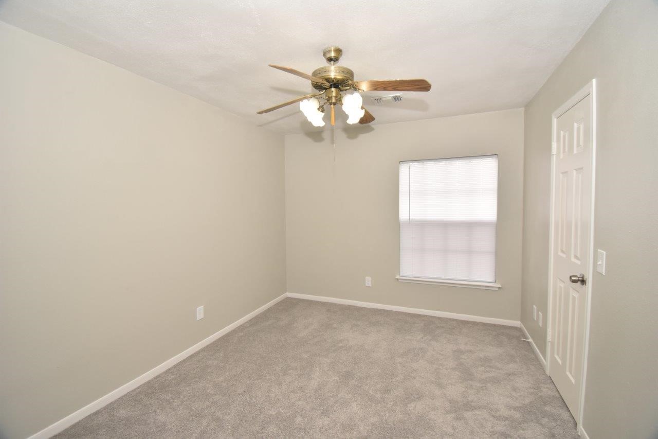 9007 Woodleigh Property Photo 13
