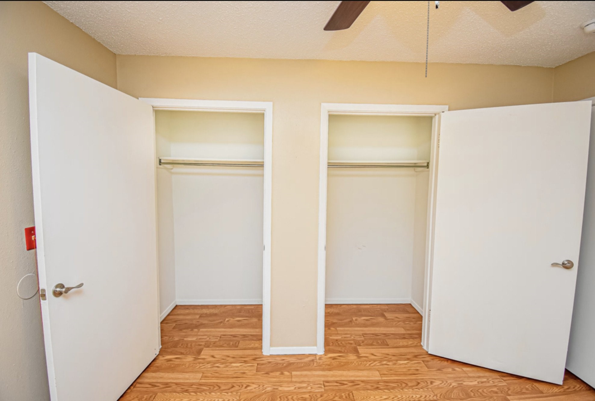 427 Martin St Property Photo 7