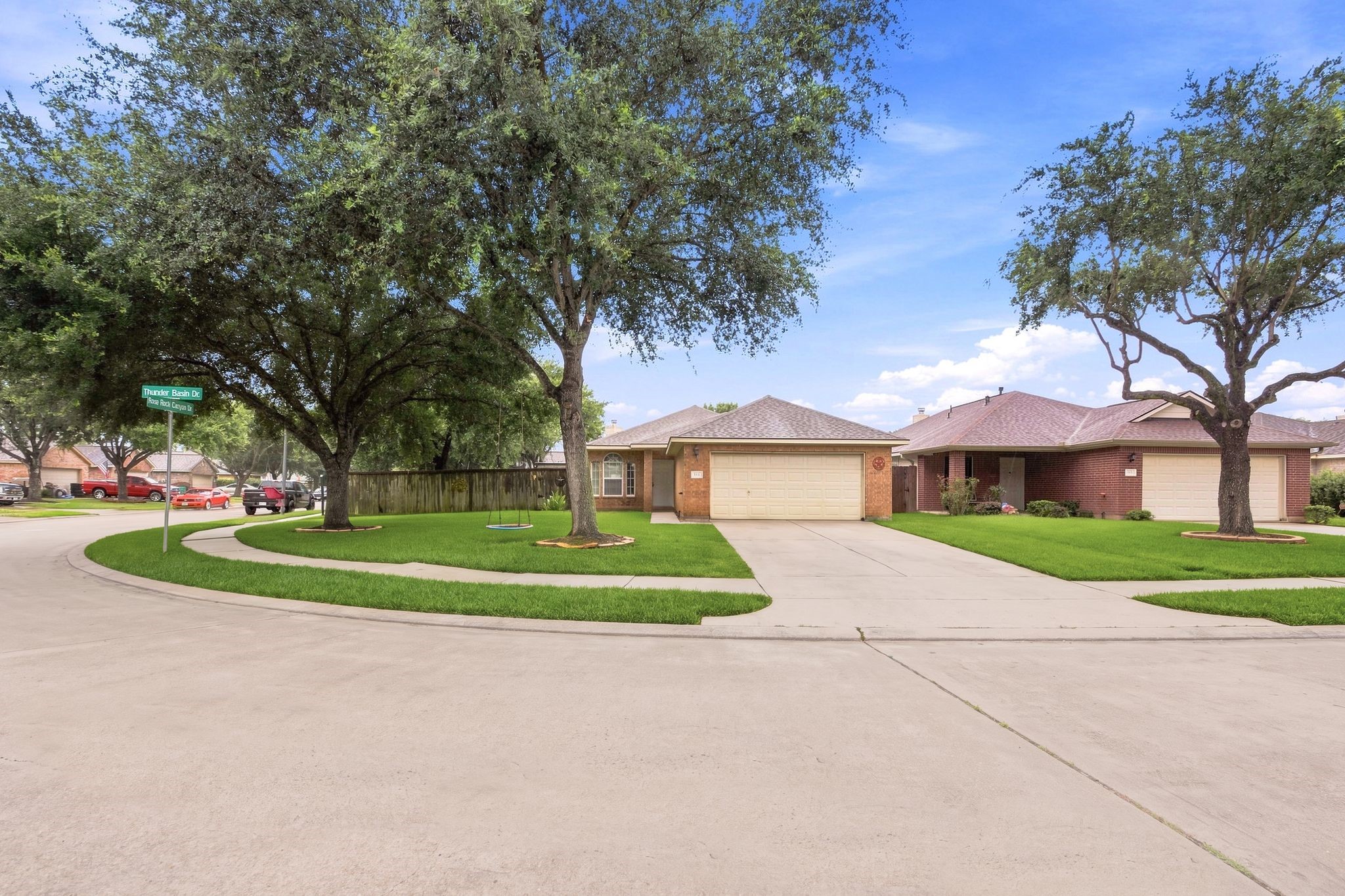 111 Thunder Basin Drive Property Photo 3