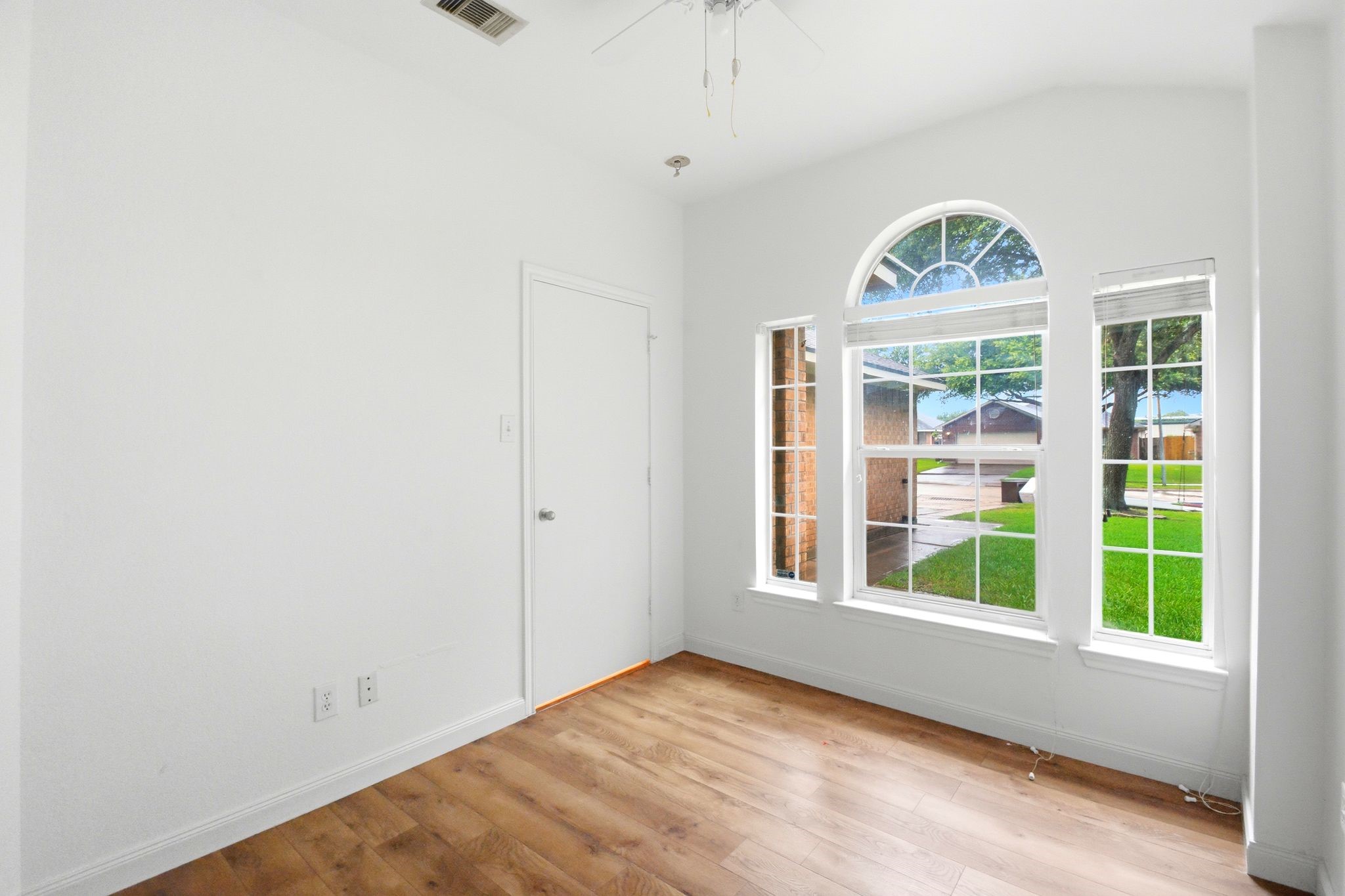 111 Thunder Basin Drive Property Photo 21