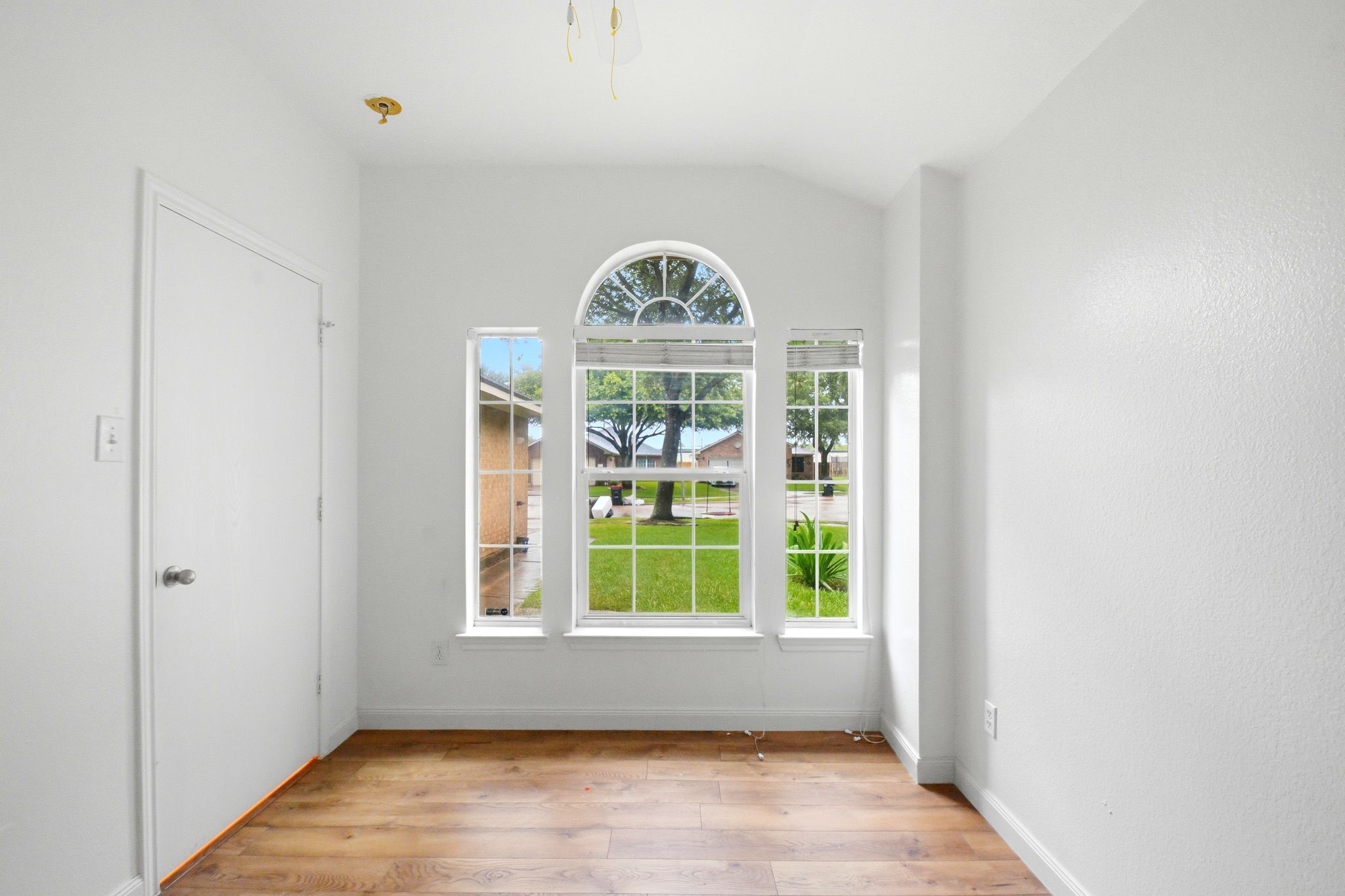 111 Thunder Basin Drive Property Photo 23