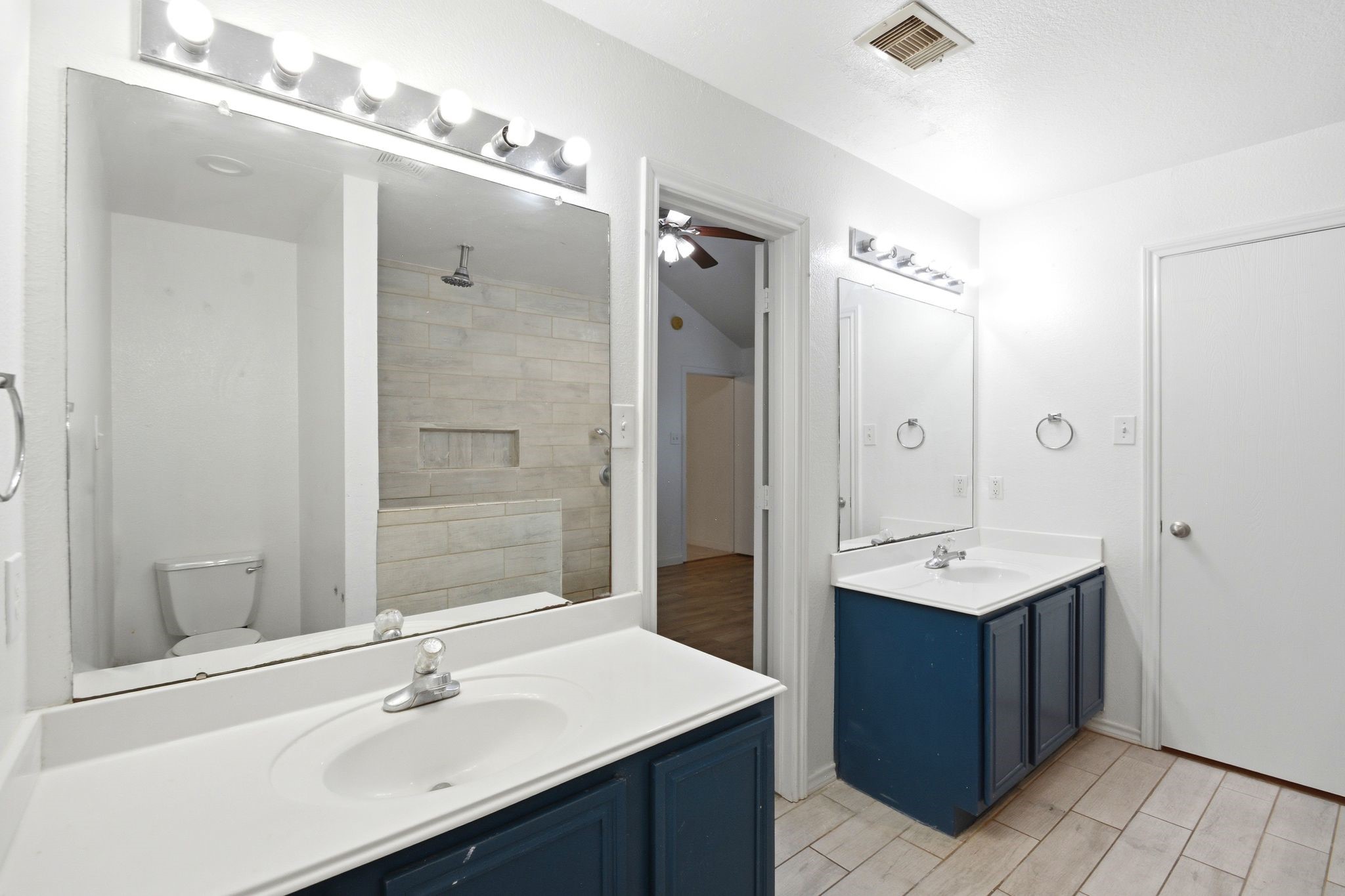 111 Thunder Basin Drive Property Photo 27