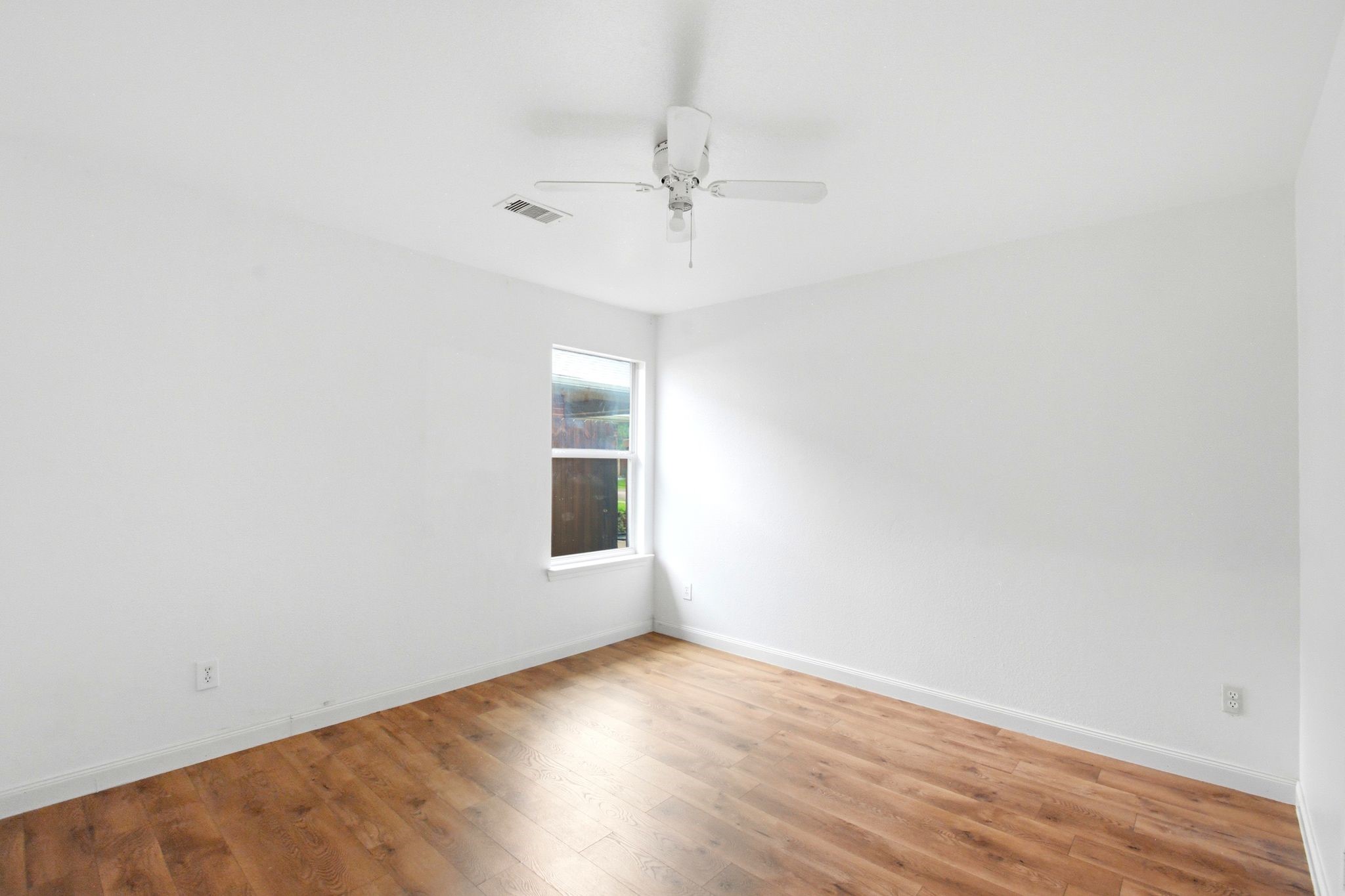 111 Thunder Basin Drive Property Photo 32