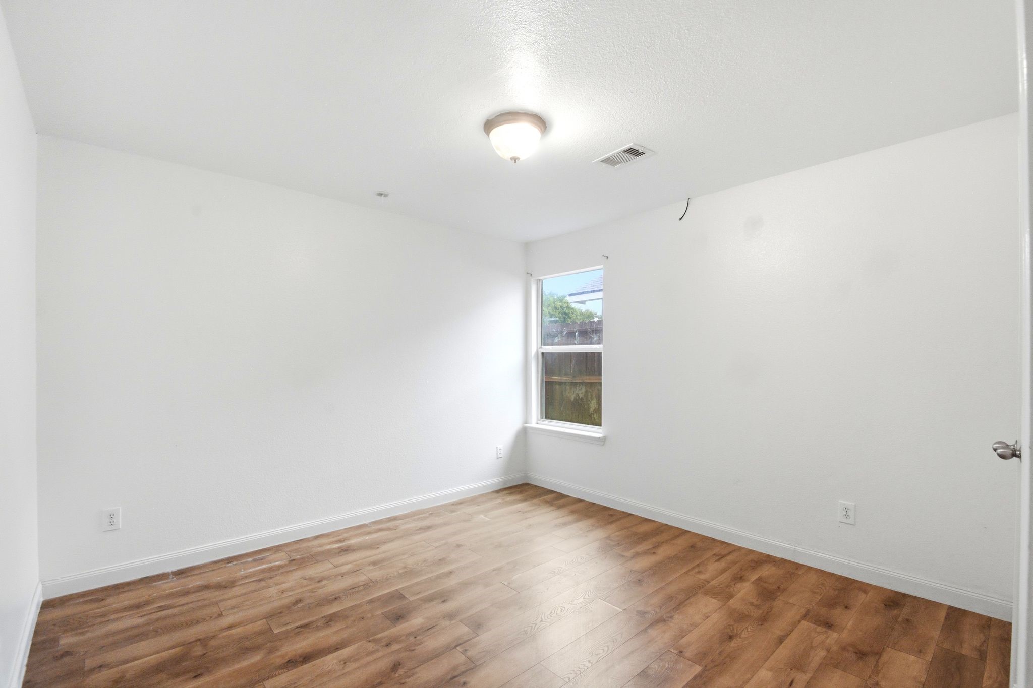 111 Thunder Basin Drive Property Photo 37