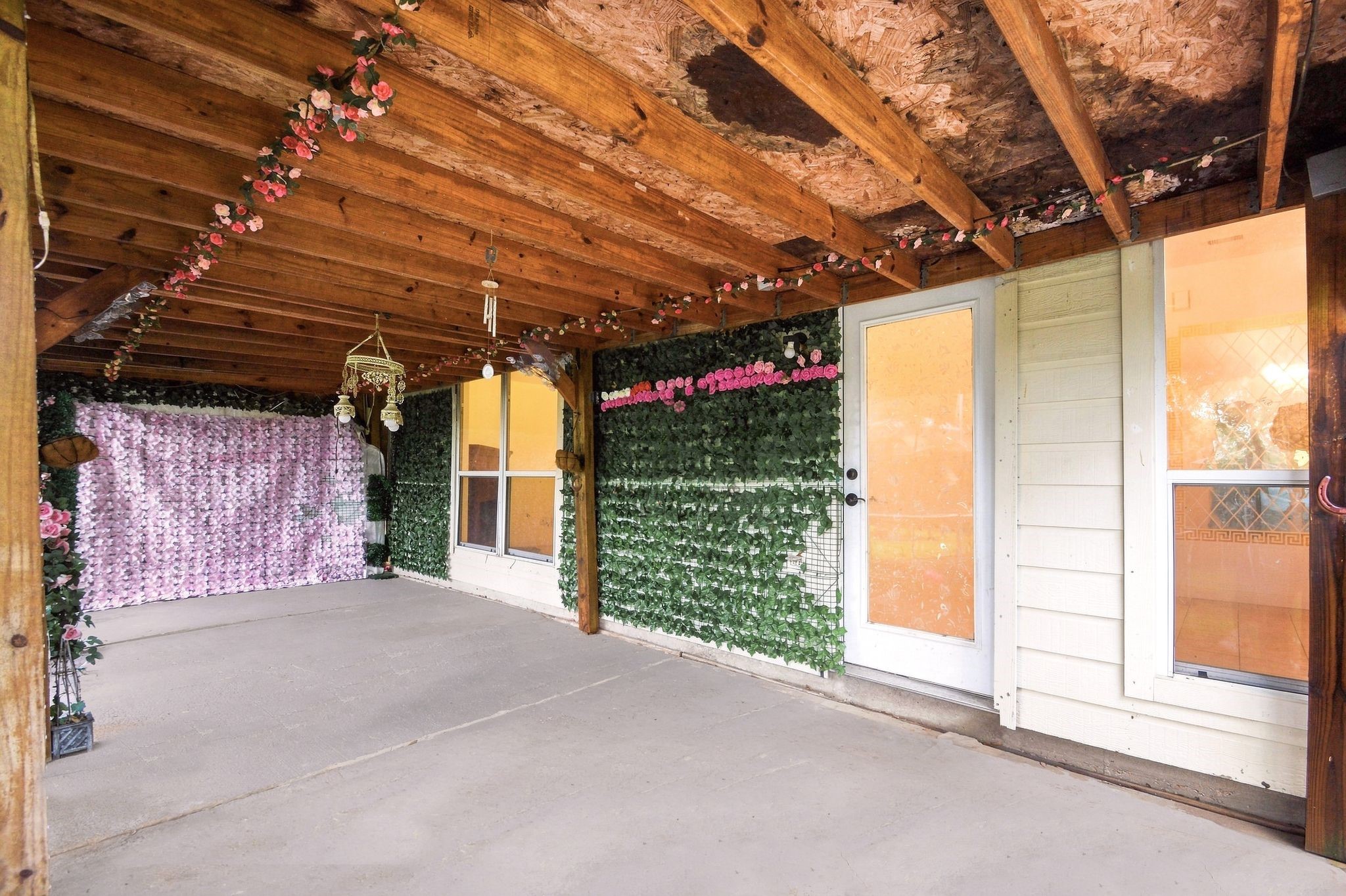 111 Thunder Basin Drive Property Photo 41