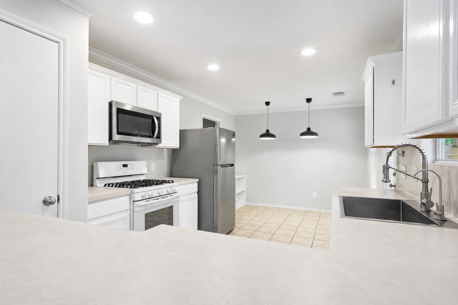 6 Thicket Grove Place Property Photo 15