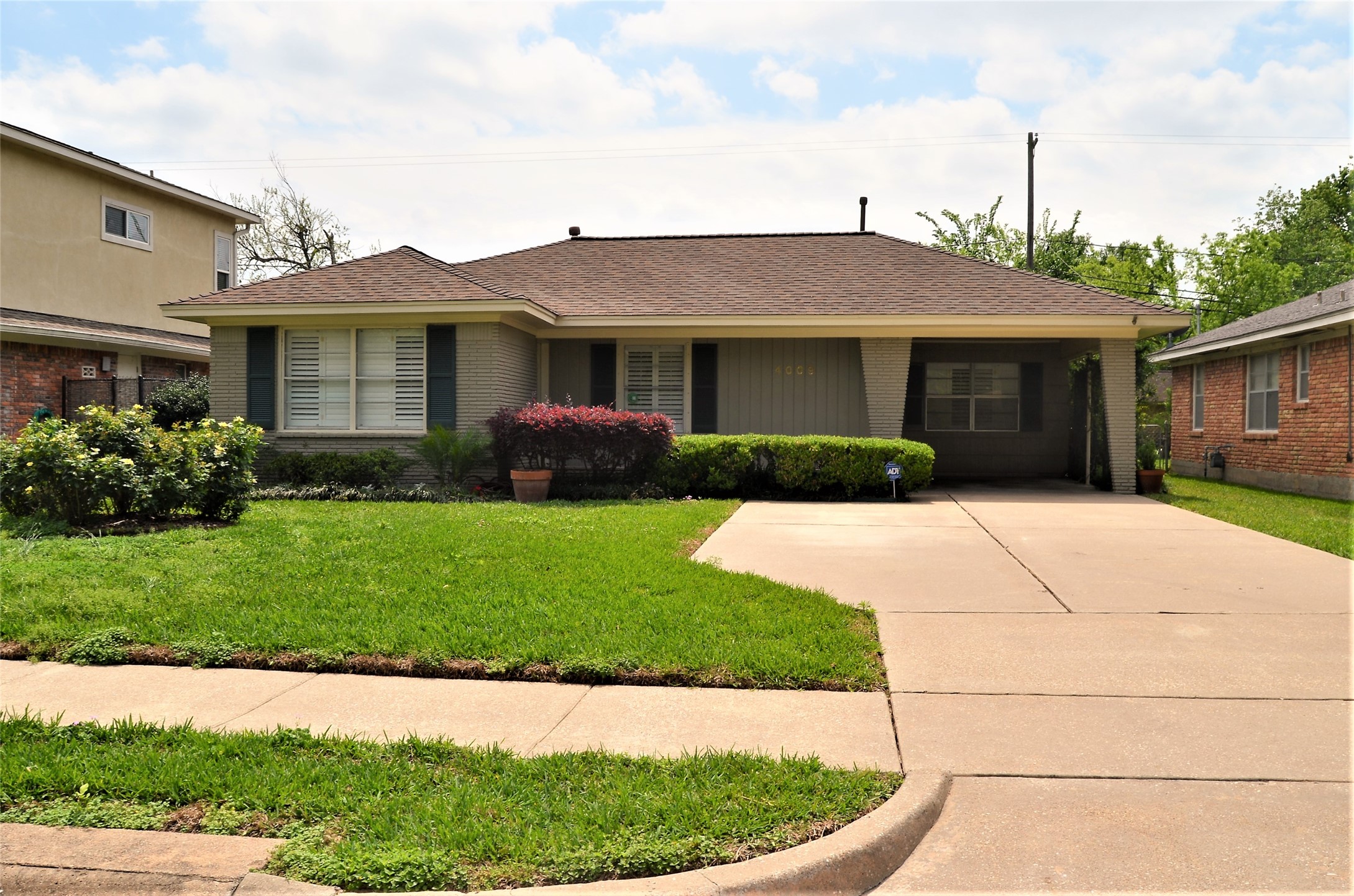 4009 Nenana Drive Property Photo 1