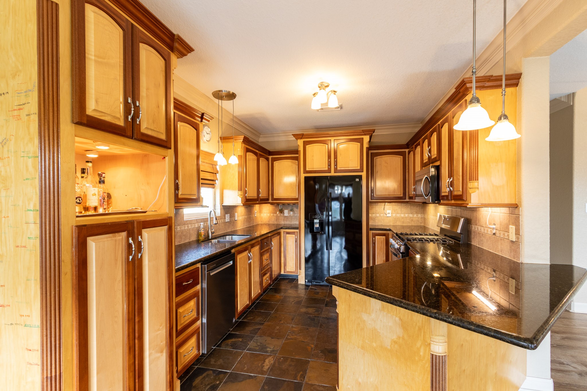 391 Ling Street Property Photo 22