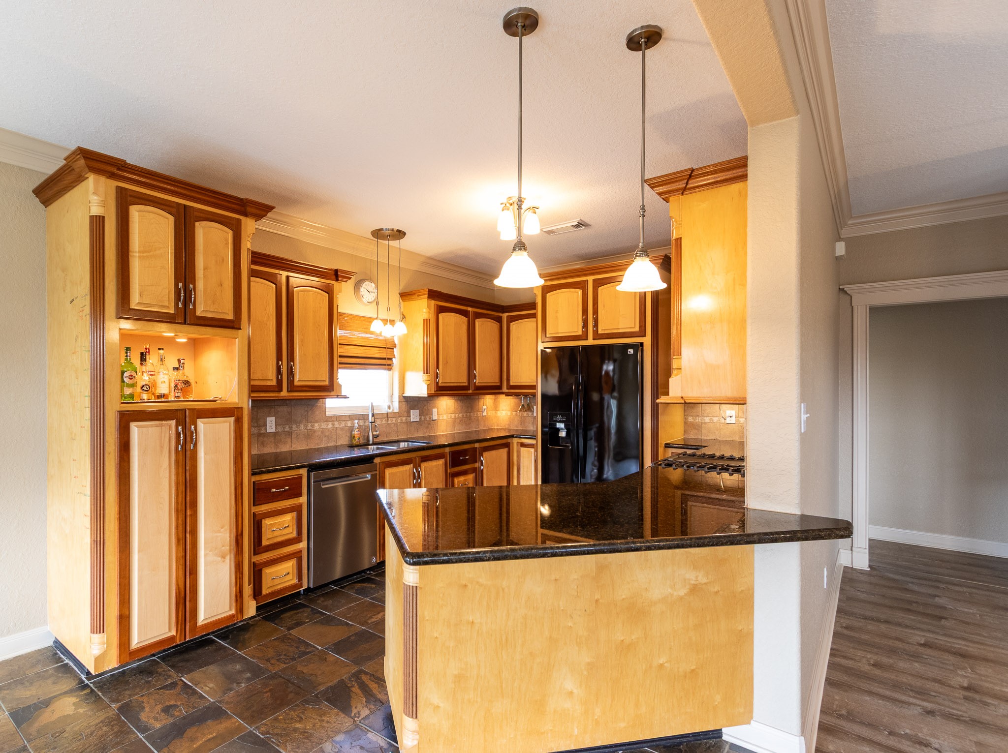 391 Ling Street Property Photo 23