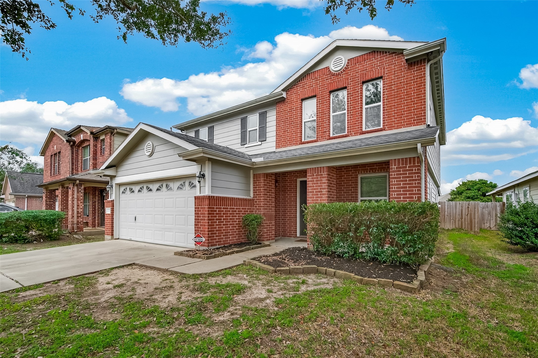 18302 Walden Gate Ln Property Photo 4