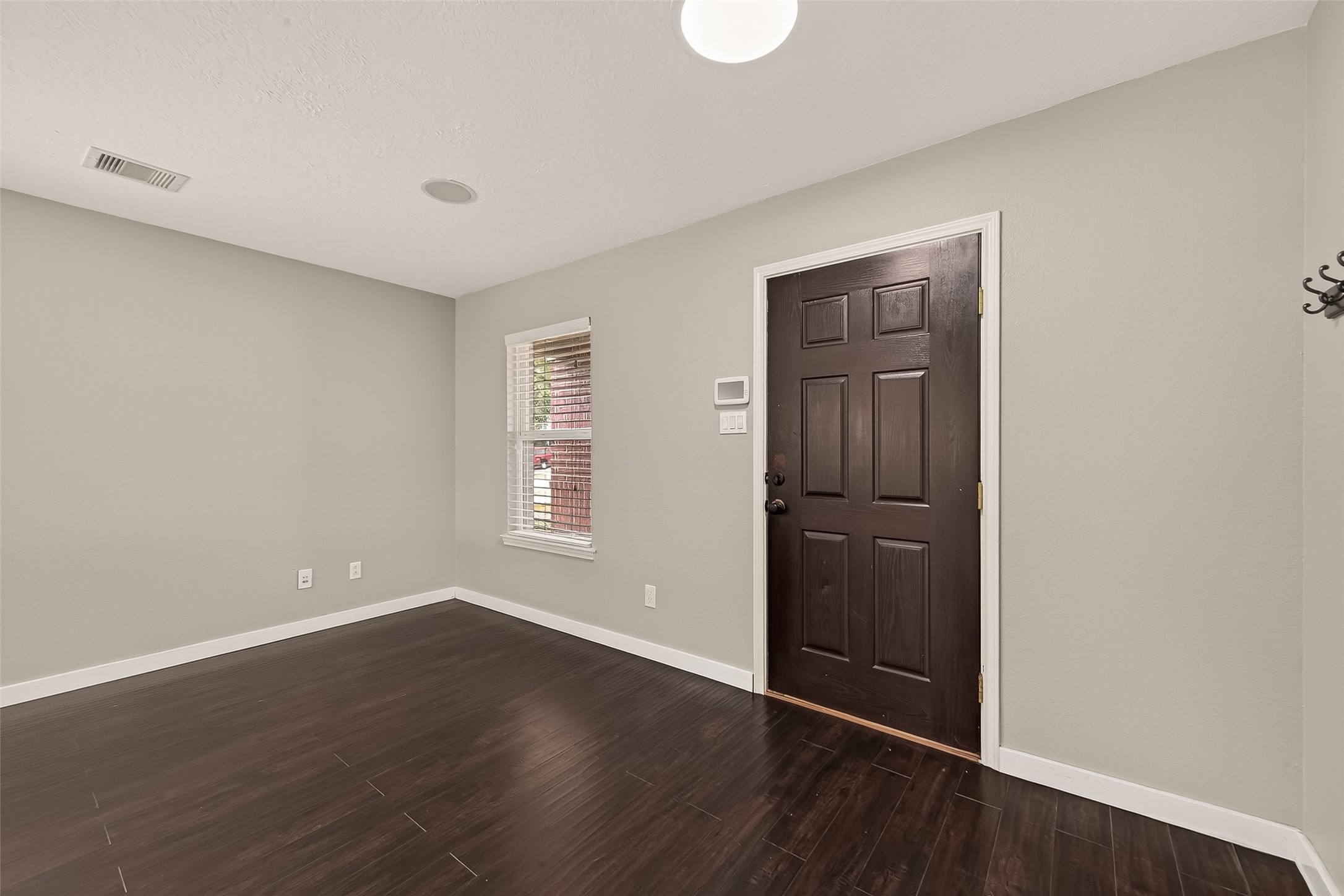 18302 Walden Gate Ln Property Photo 6