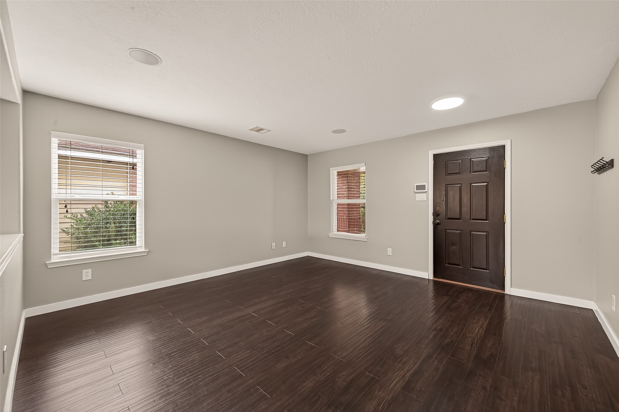 18302 Walden Gate Ln Property Photo 8