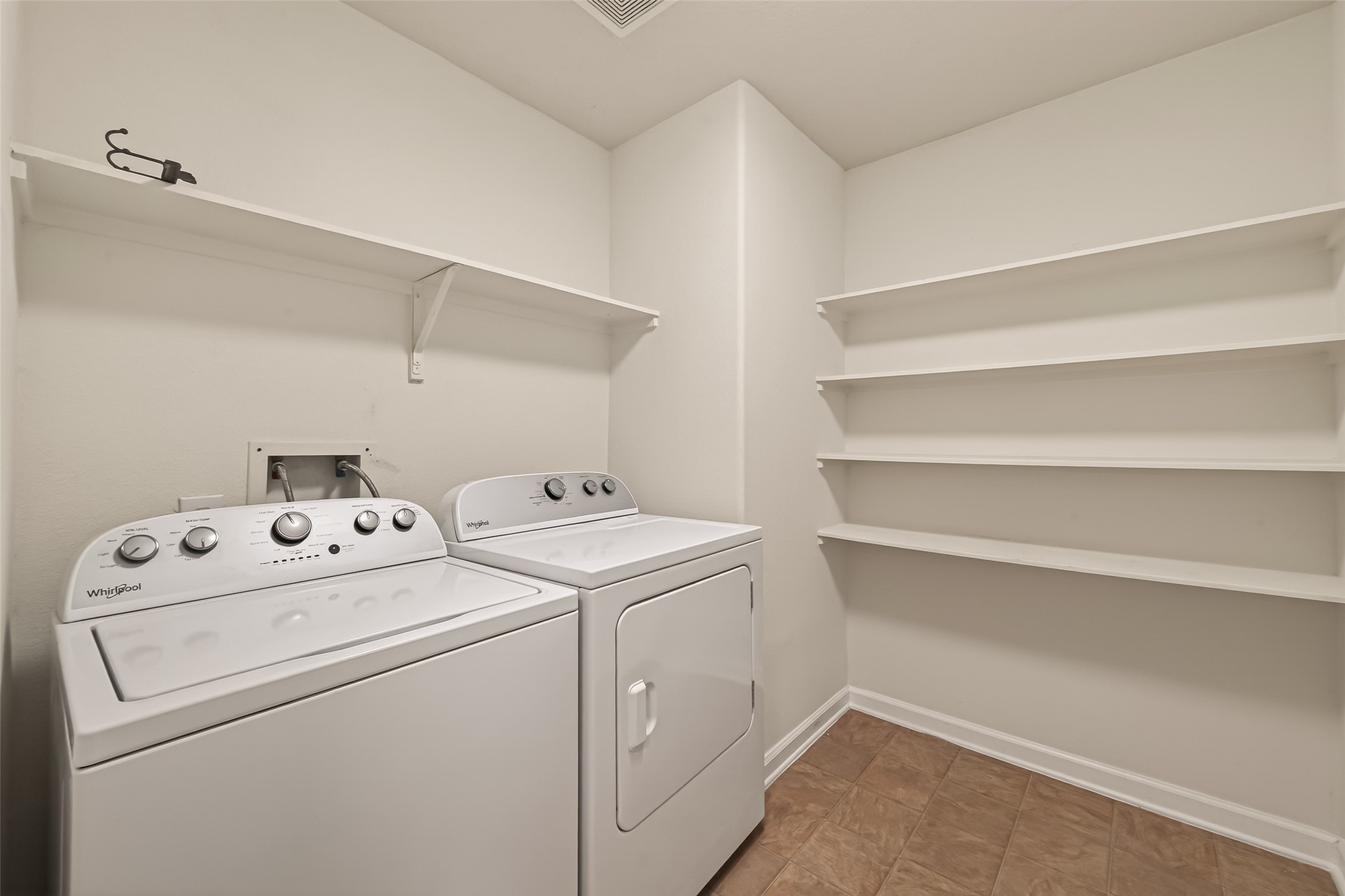 18302 Walden Gate Ln Property Photo 24