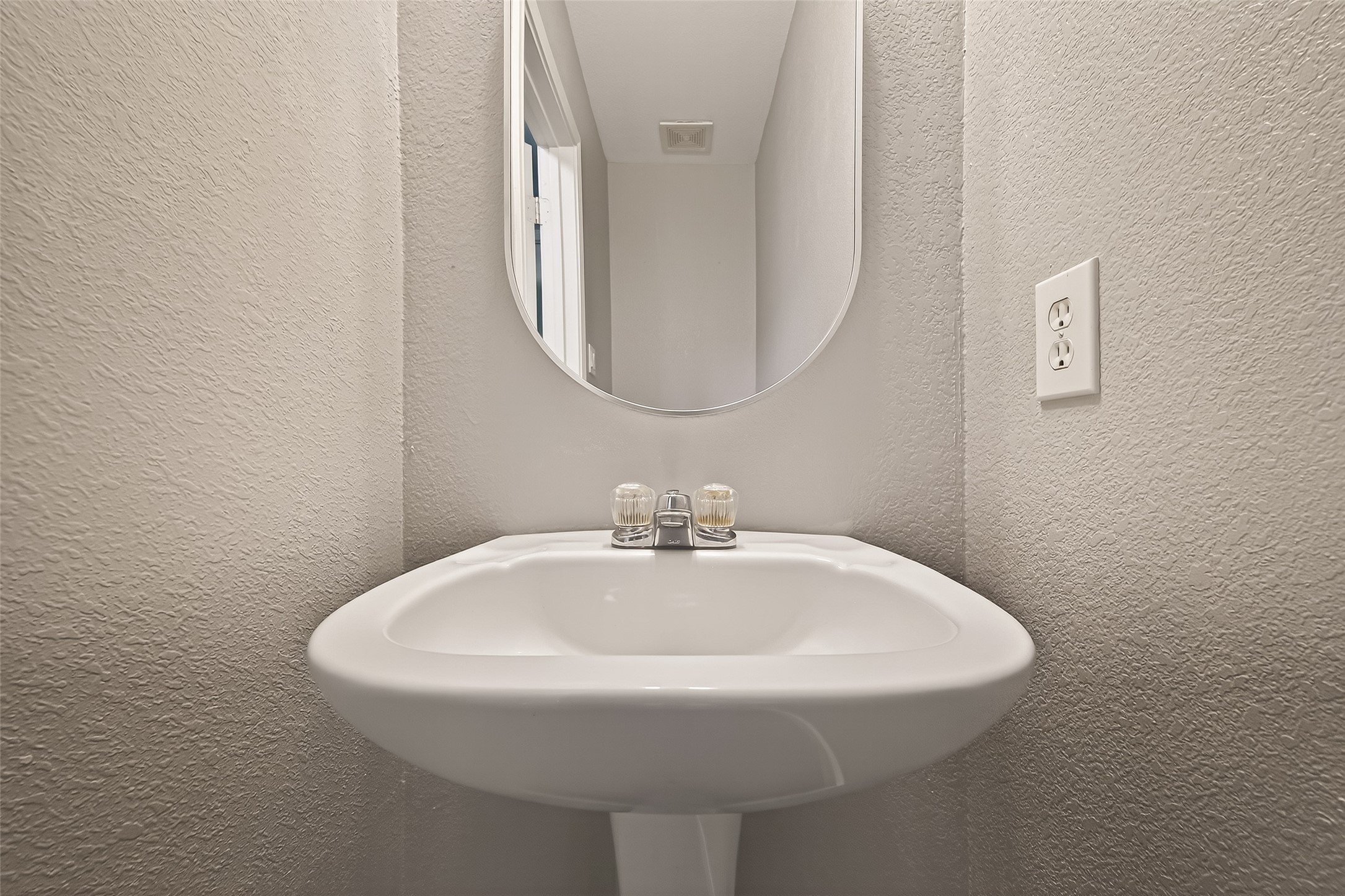 18302 Walden Gate Ln Property Photo 25
