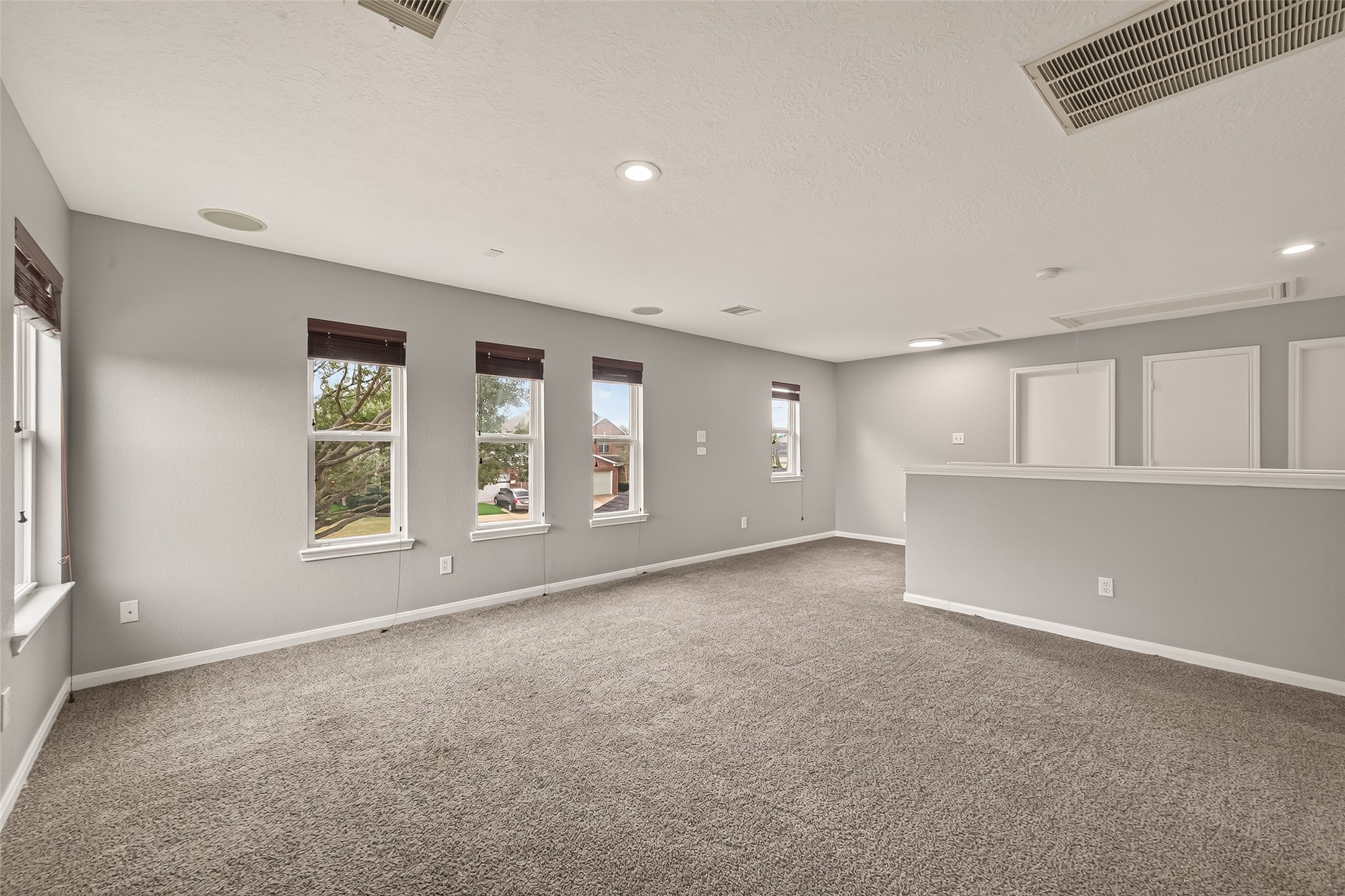 18302 Walden Gate Ln Property Photo 32