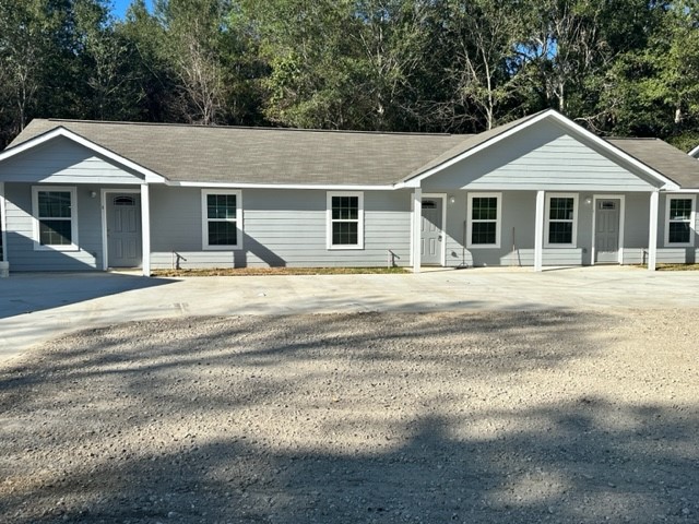 635 Martin Luther King Drive A Property Photo 3