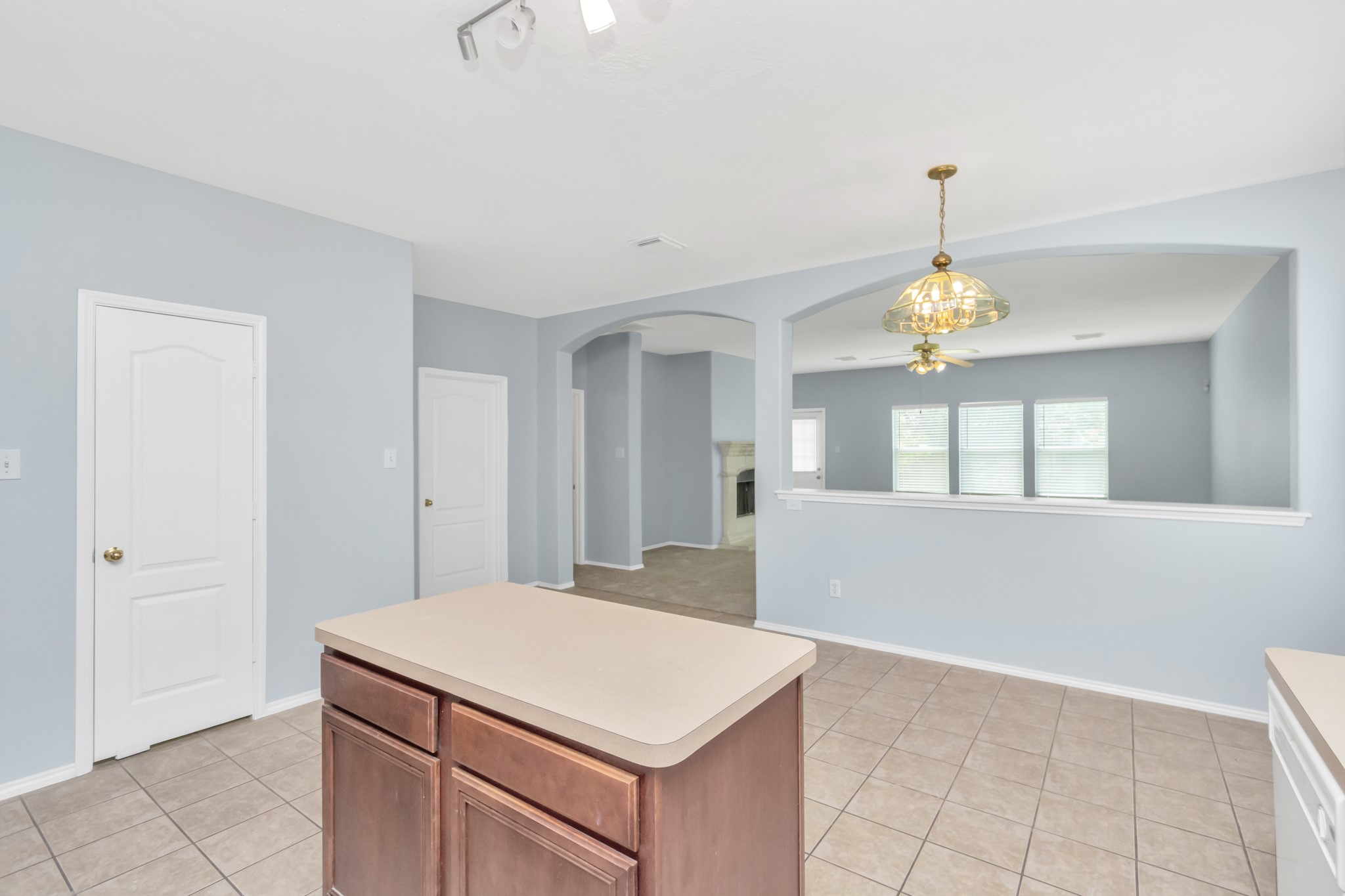 2921 Meridian Bay Lane Property Photo 15
