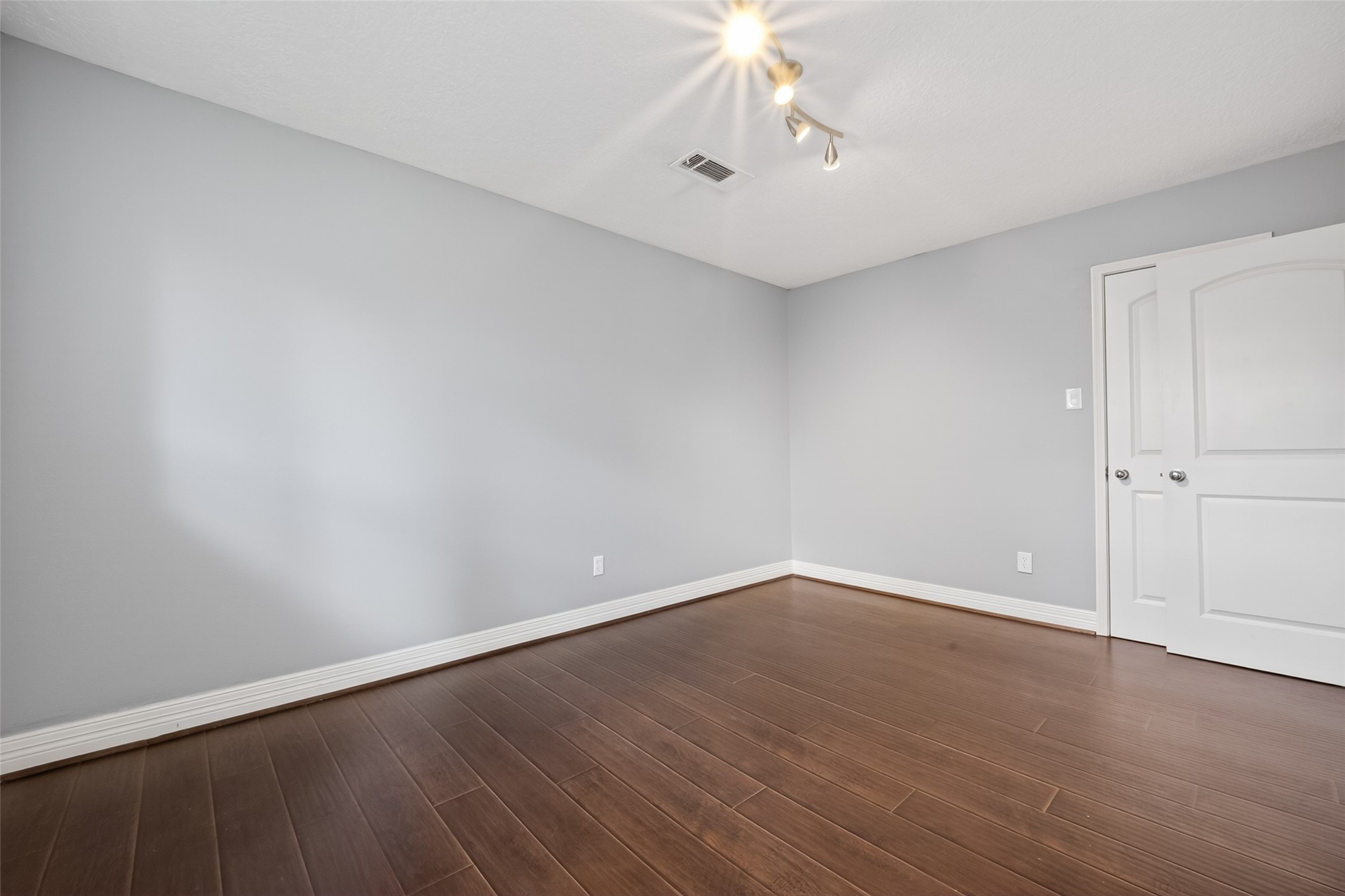 7111 Halfpenny Road Property Photo 30