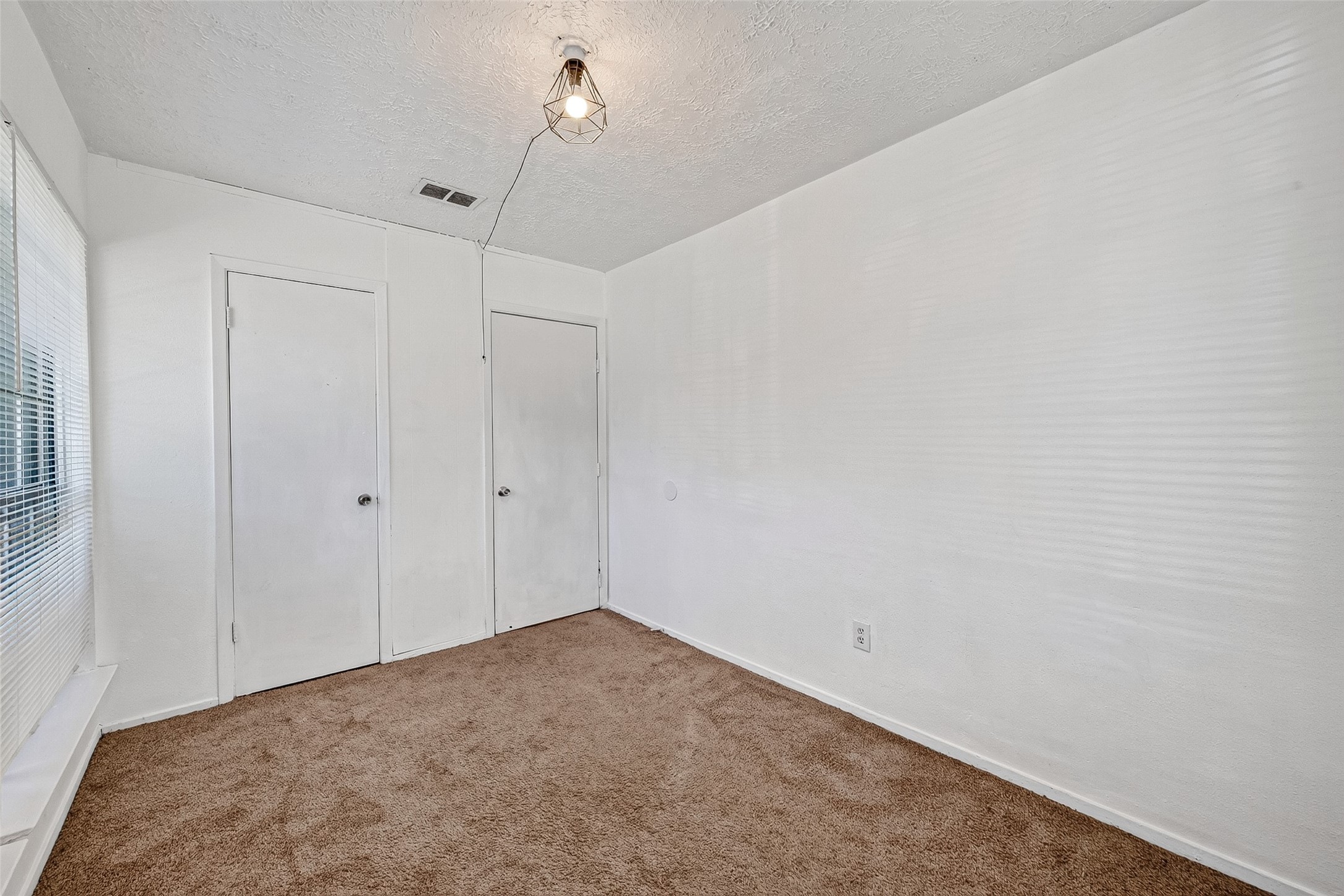 4632 Greenwood Drive Property Photo 13