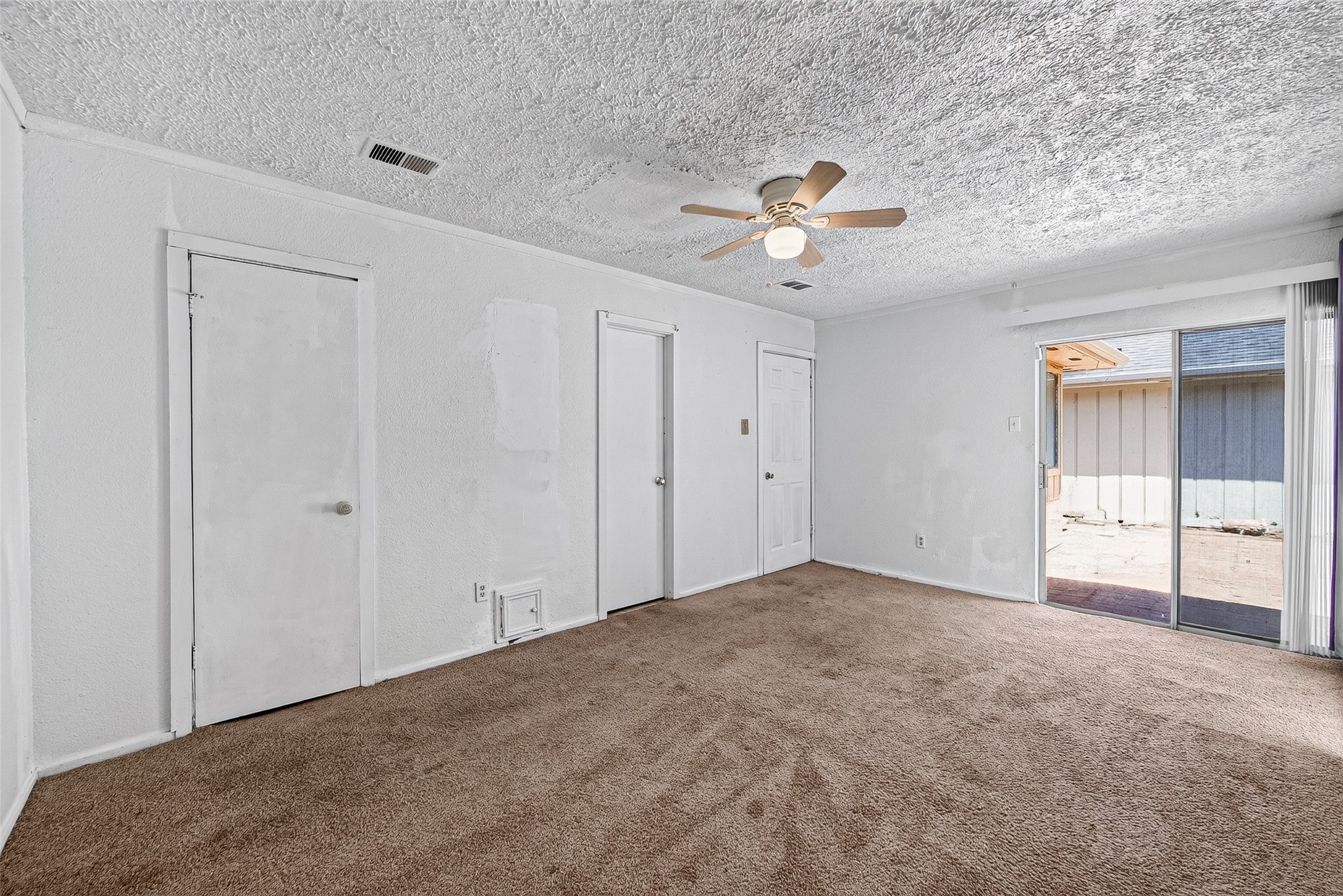 4632 Greenwood Drive Property Photo 16