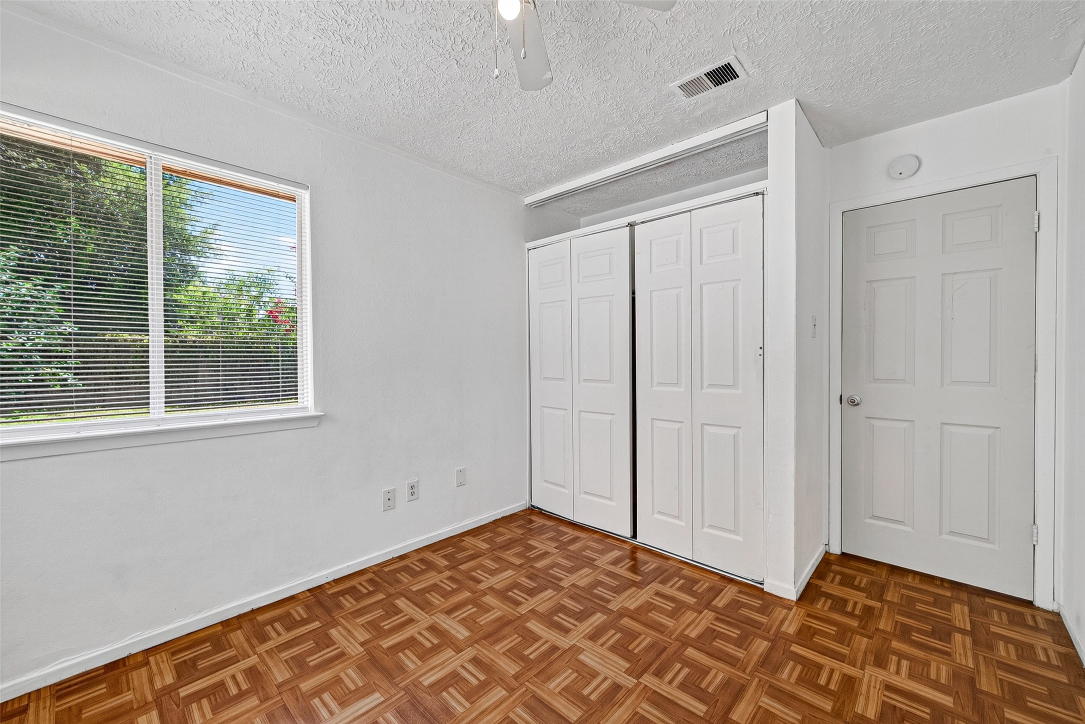 4632 Greenwood Drive Property Photo 18