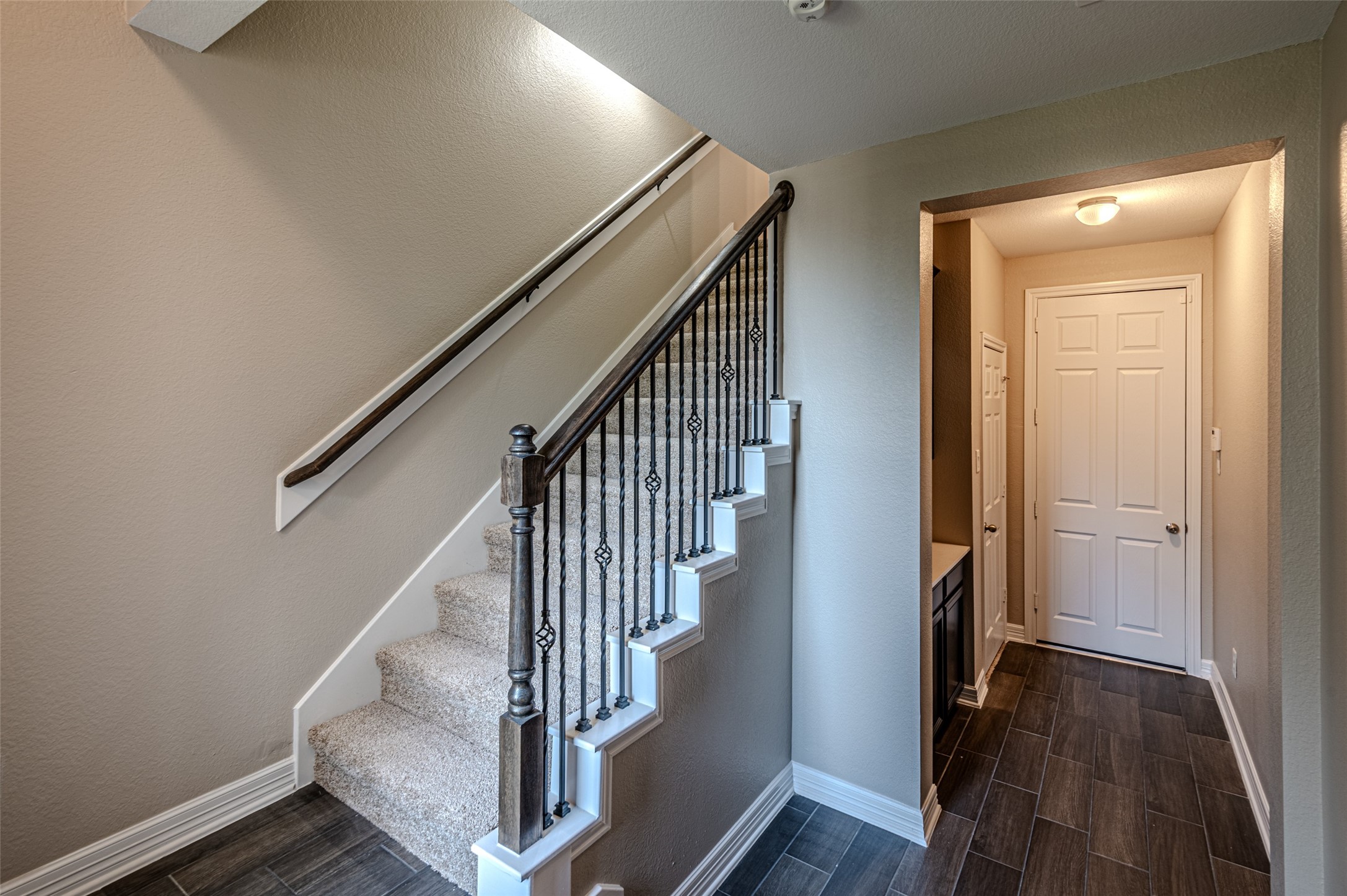 18309 Crystal Knoll Drive Property Photo 6