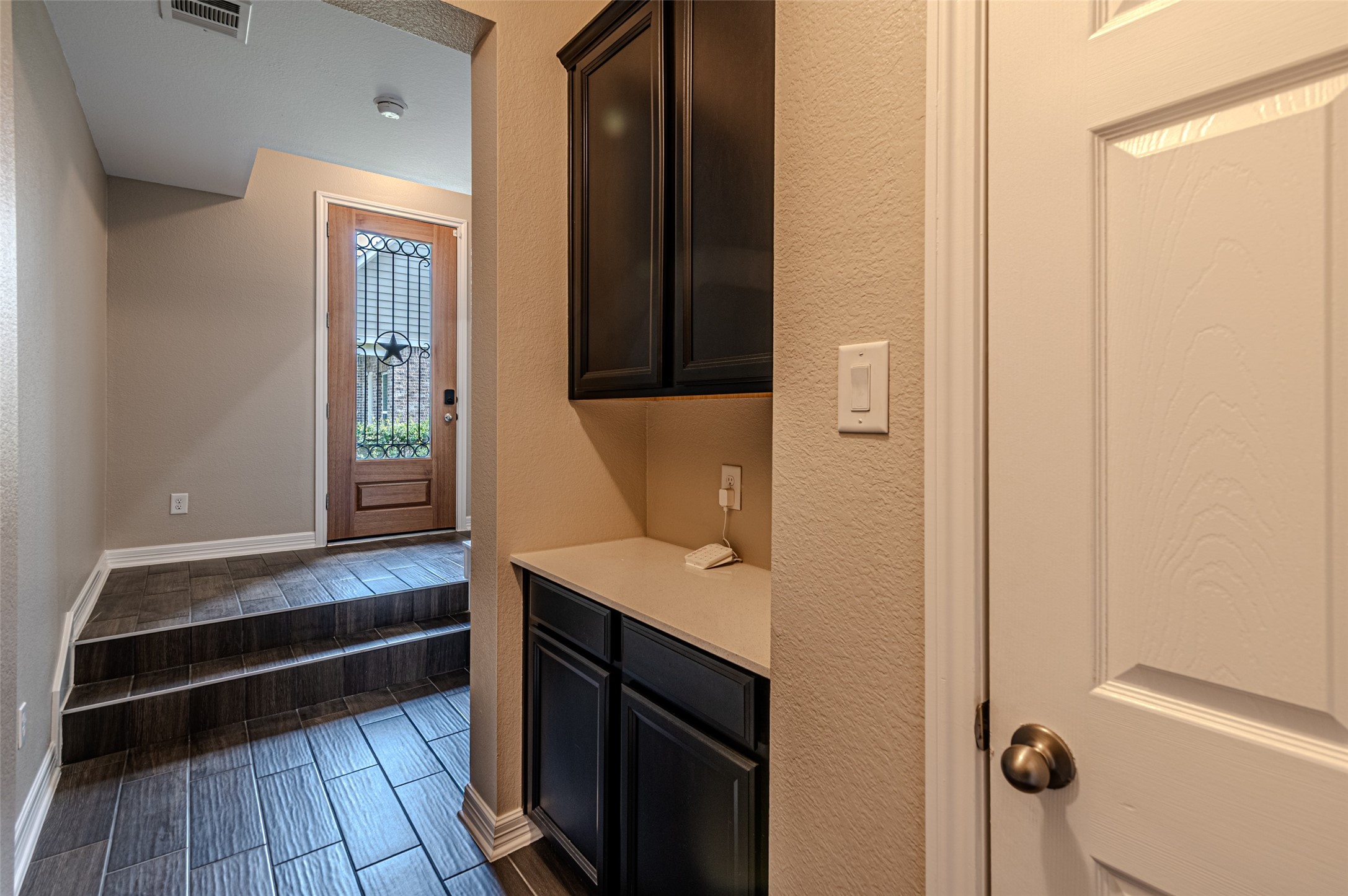 18309 Crystal Knoll Drive Property Photo 8