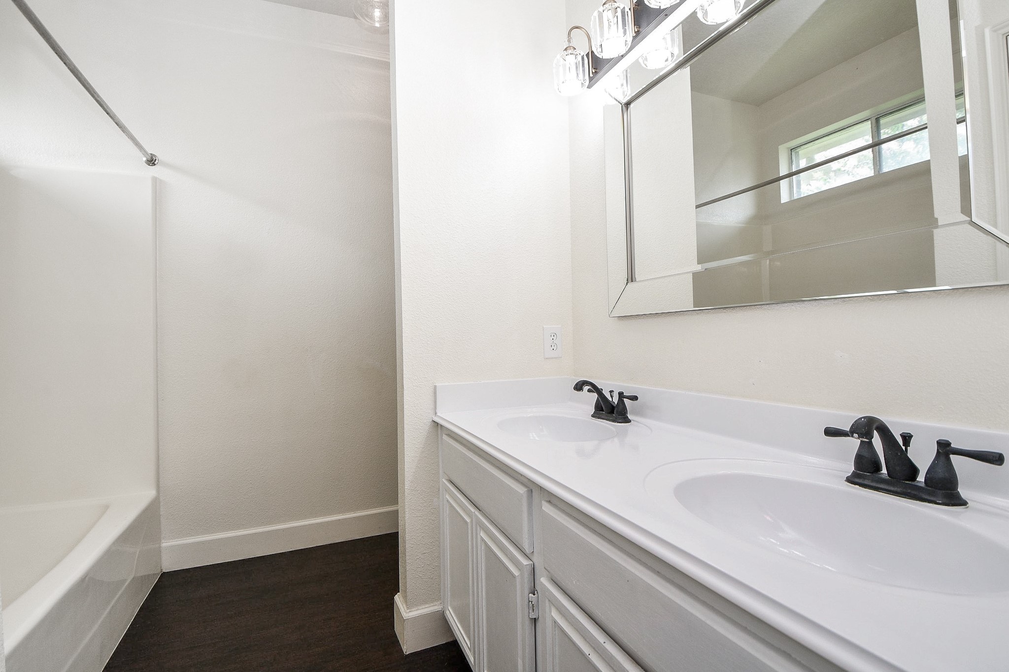 2911 Copper Cliff Drive Property Photo 16