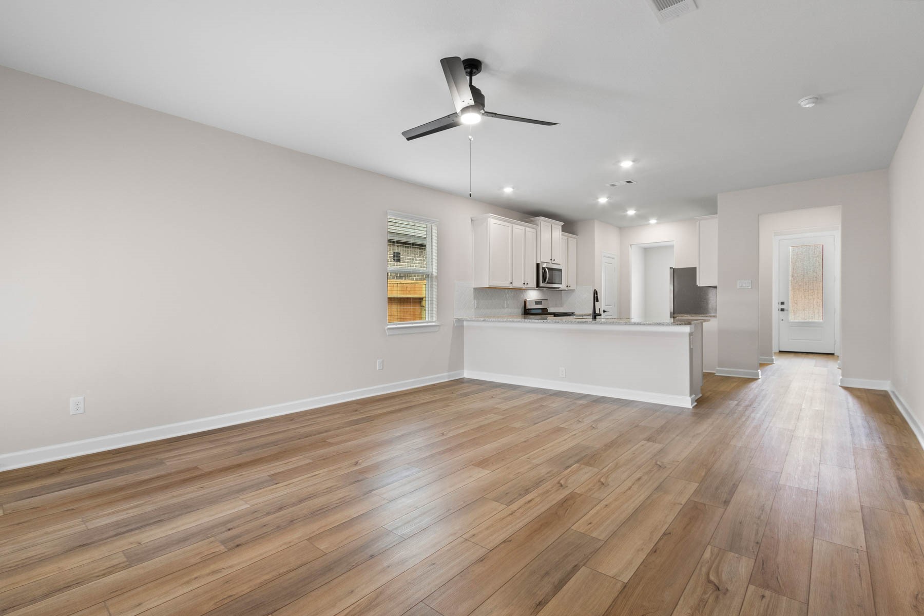 1126 Campside Drive Property Photo 4