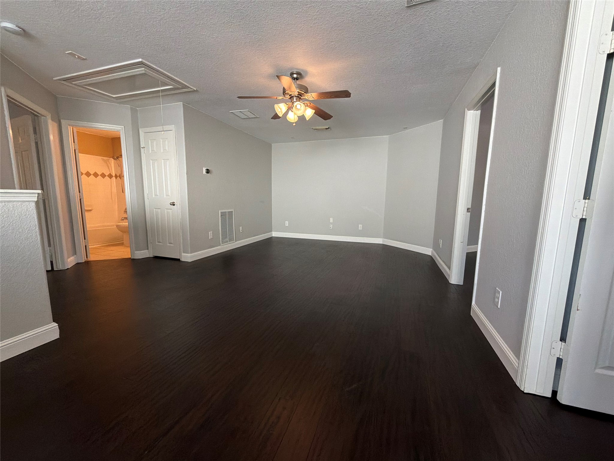 7002 Crockett Ridge Drive Property Photo 23