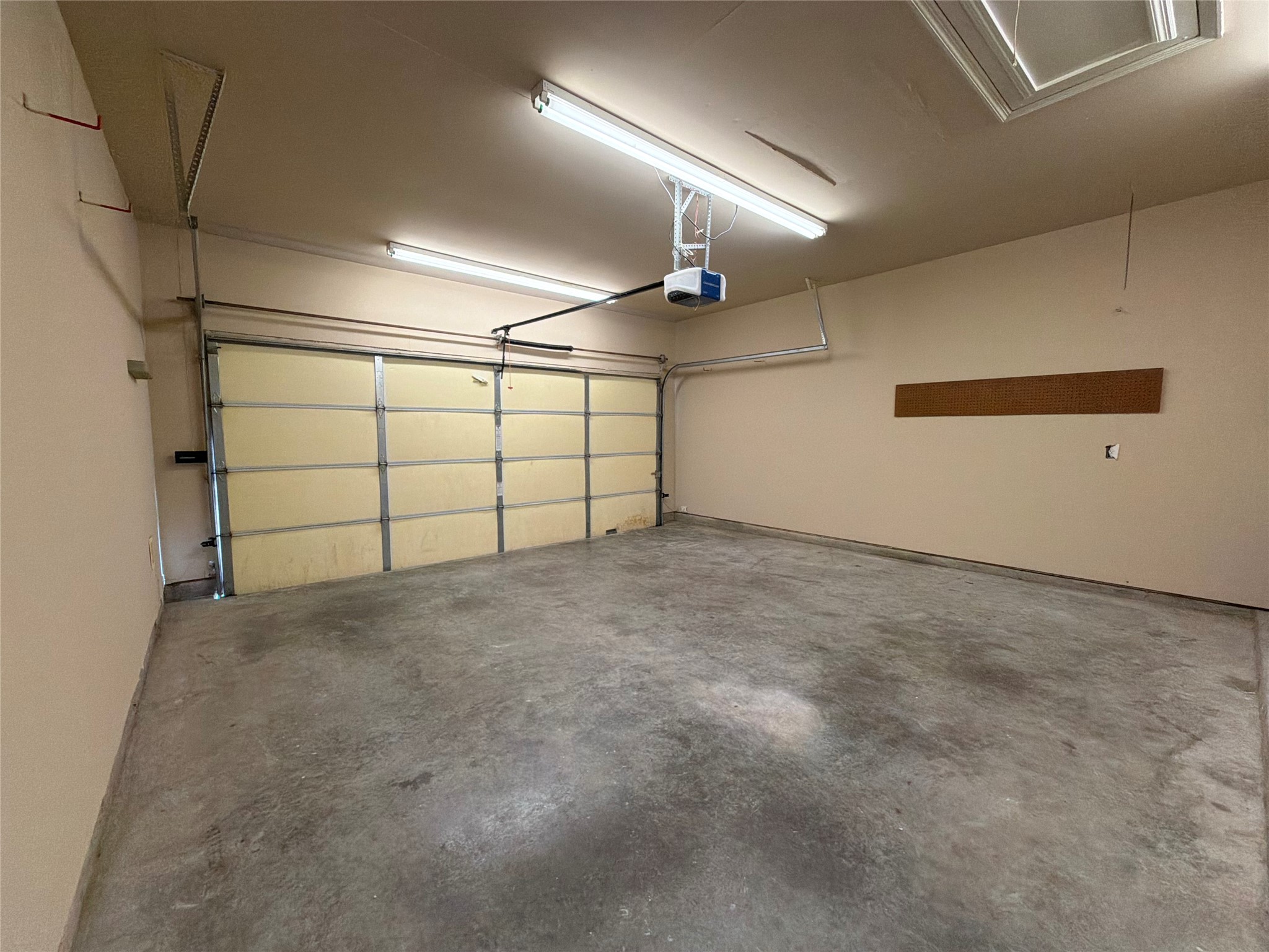 7002 Crockett Ridge Drive Property Photo 26