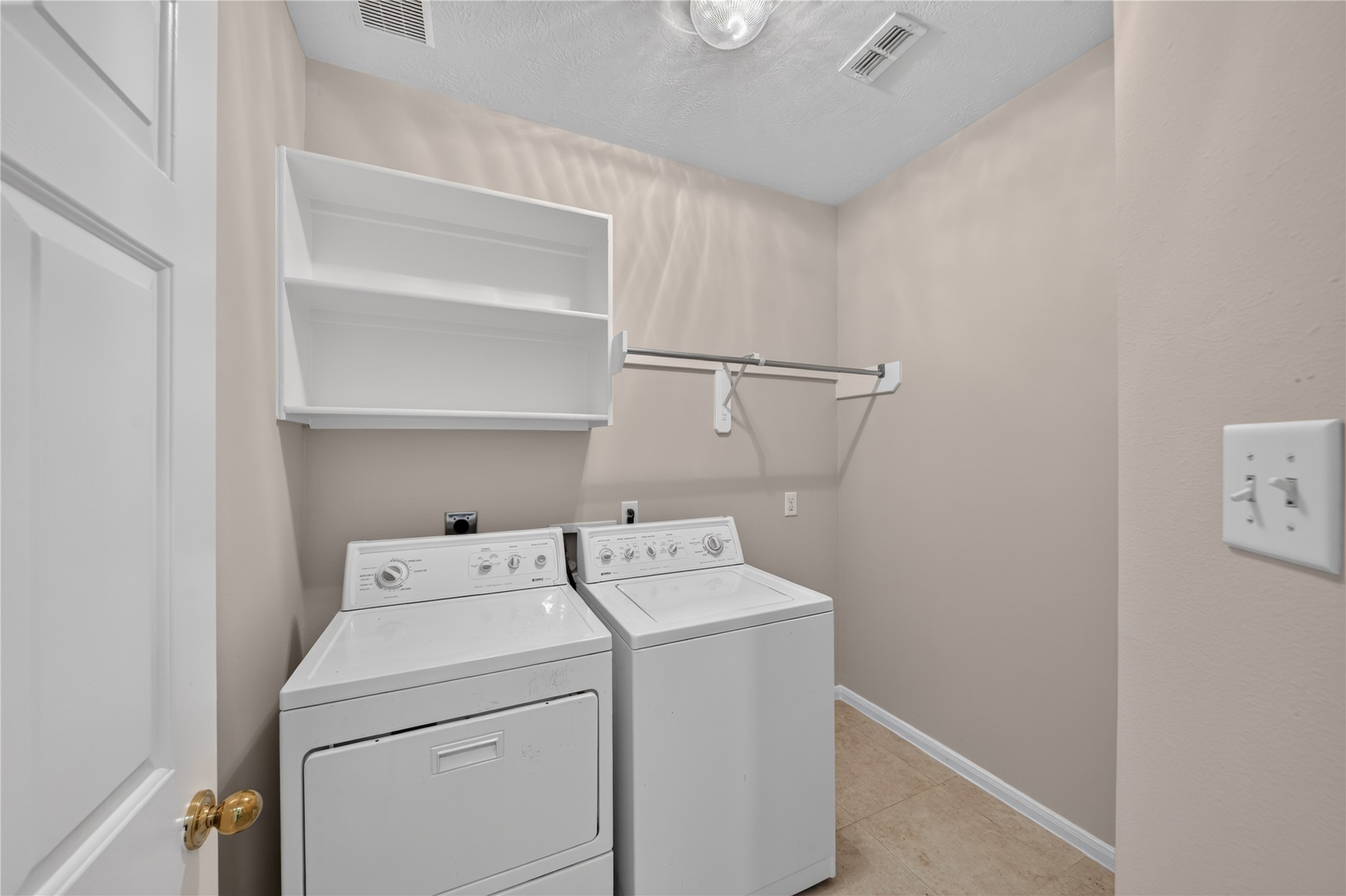 2011 Hickory Bay Court Property Photo 47