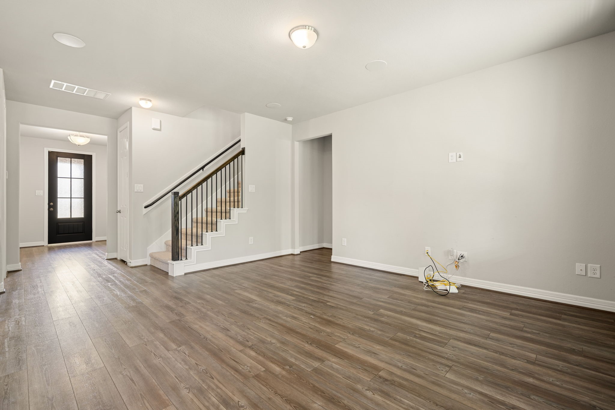 31619 Autumn Spur Lane Property Photo 6