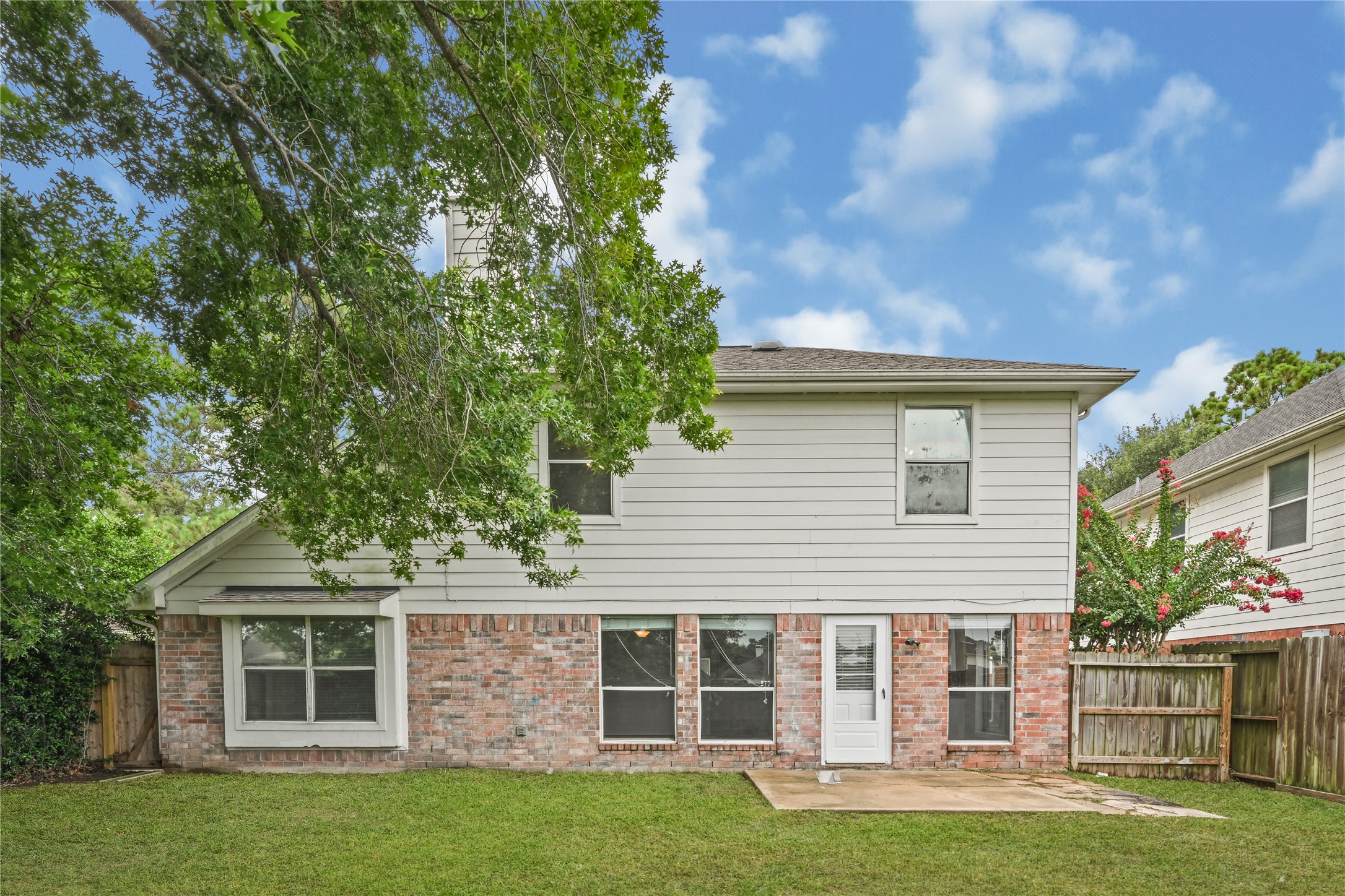 3115 Glenthorpe Lane Property Photo 3