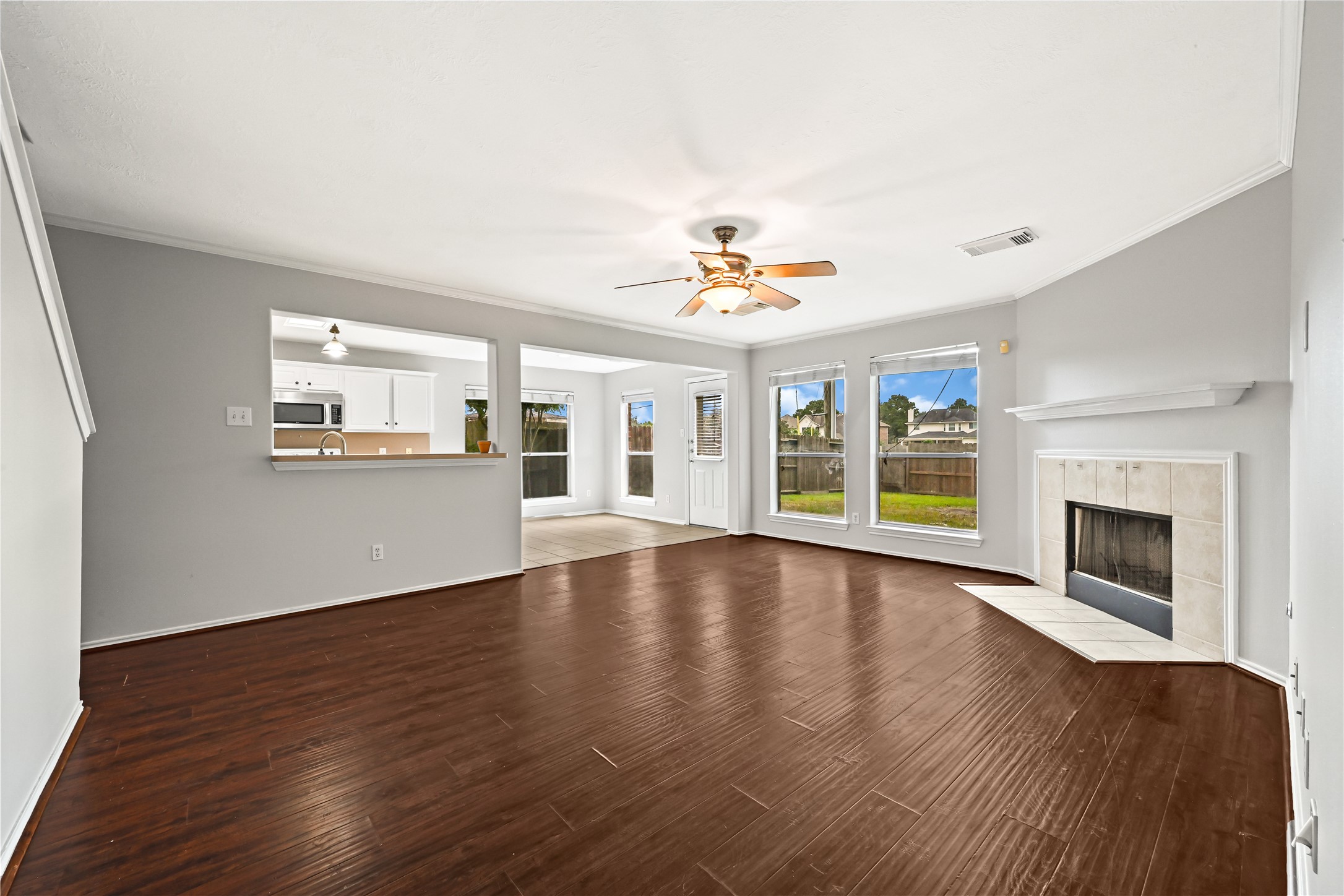 3115 Glenthorpe Lane Property Photo 10